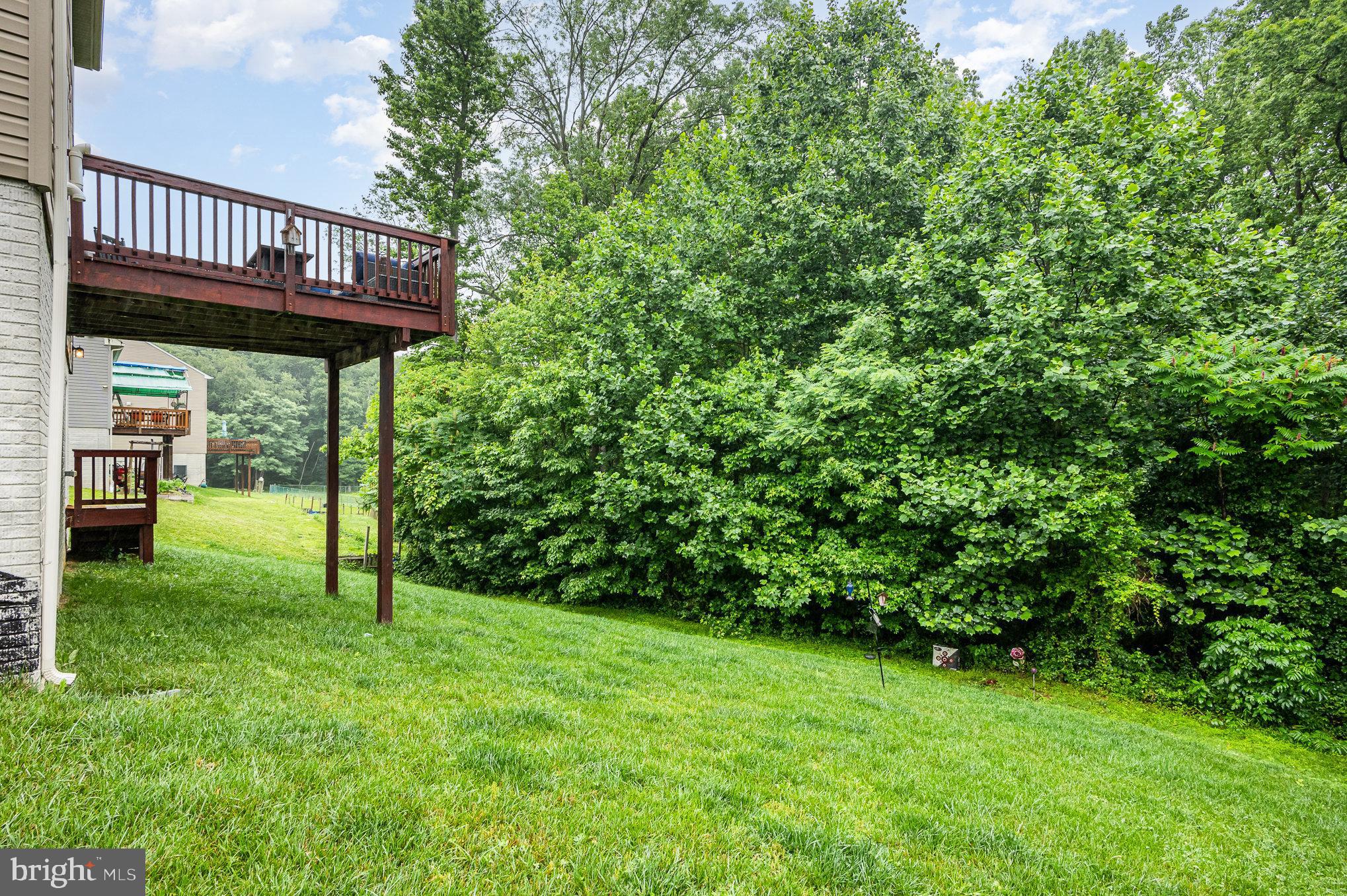 WALNUT HILL - Residential