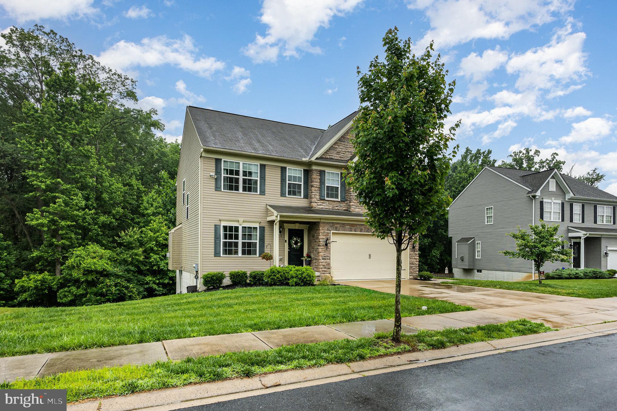 9 BONNIE MARIE COURT