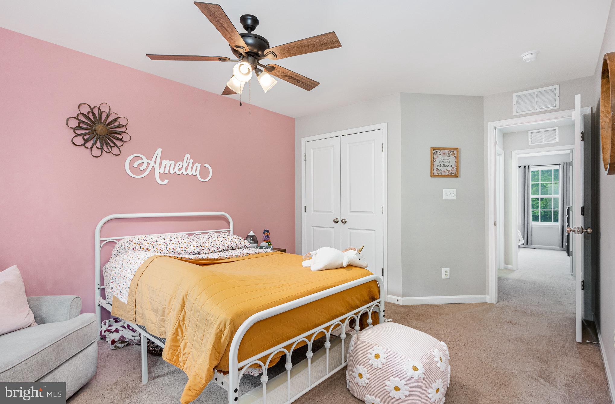 WALNUT HILL - Residential