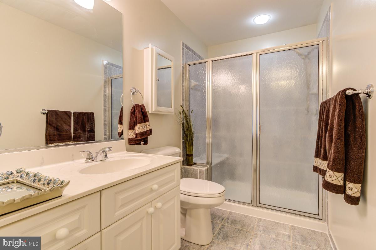 BALDWIN HILLS - Residential