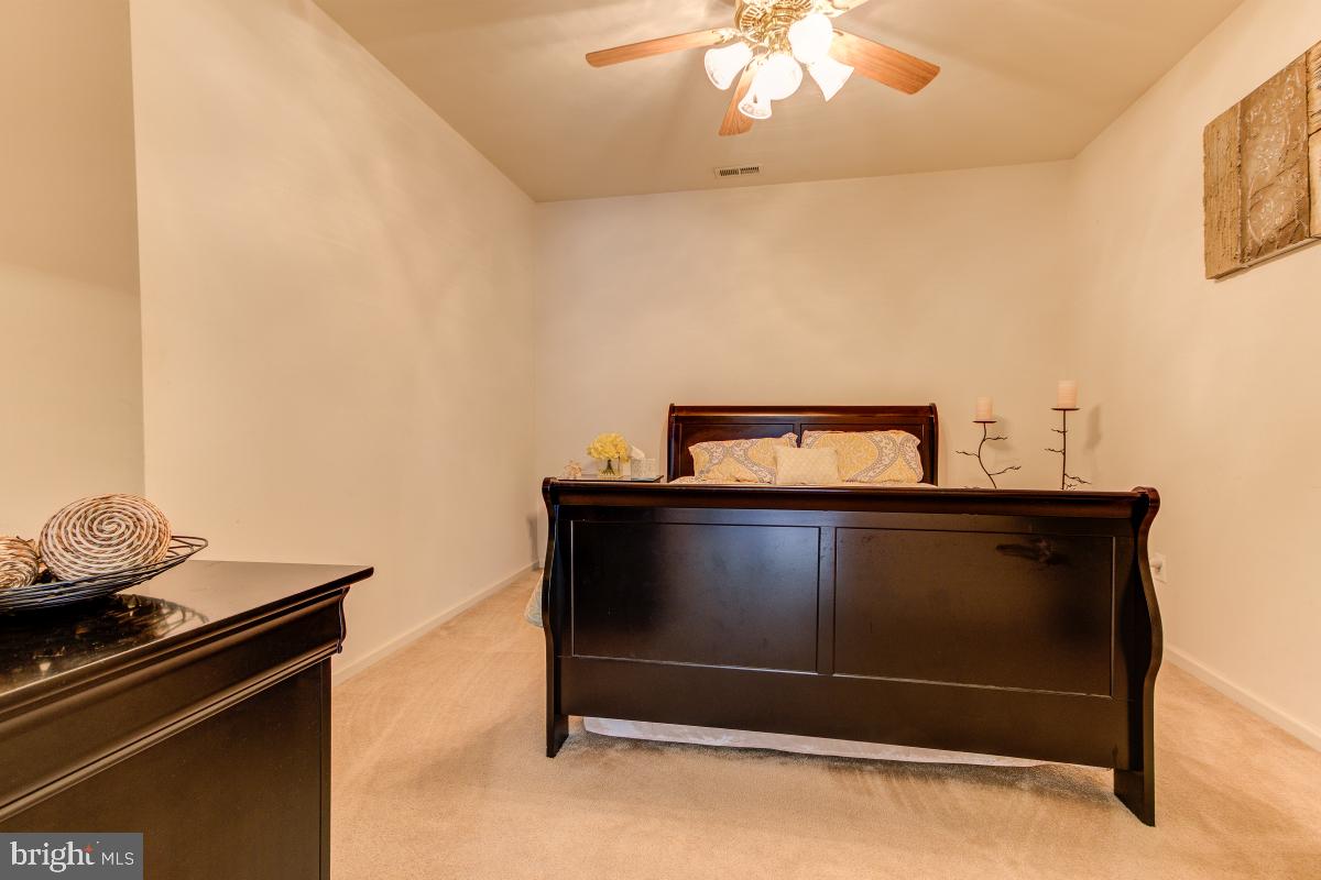 BALDWIN HILLS - Residential
