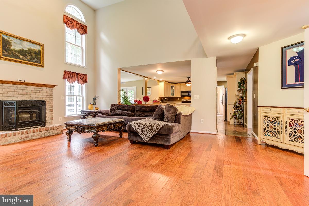BALDWIN HILLS - Residential