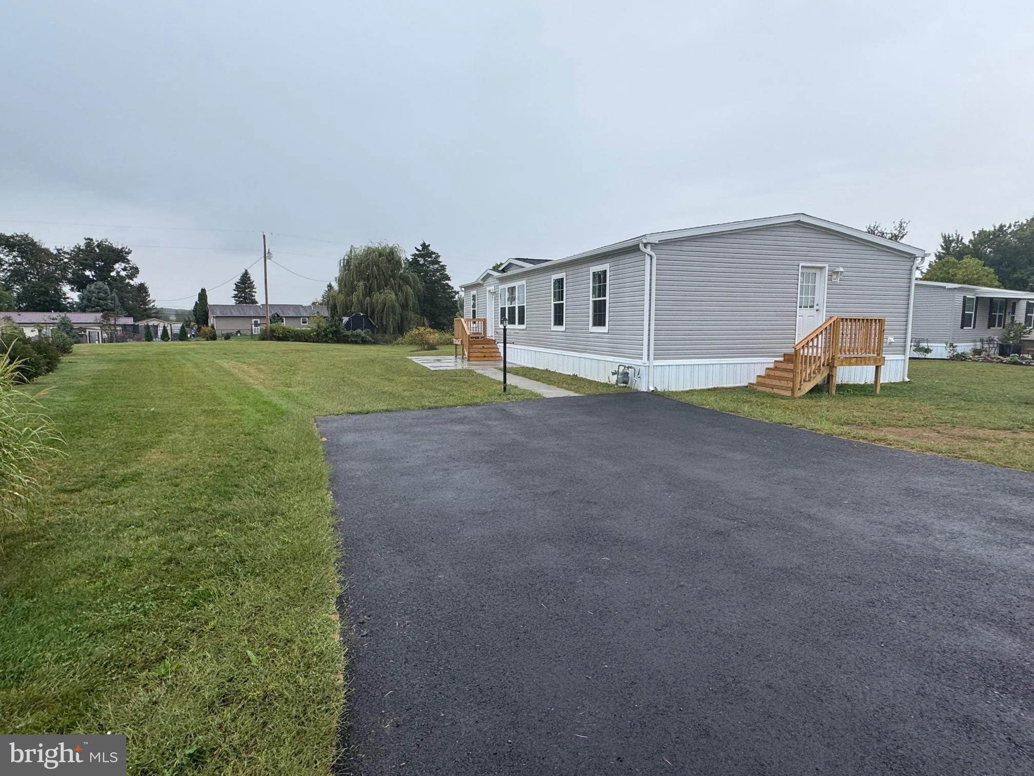 39 MAIZEFIELD DRIVE
