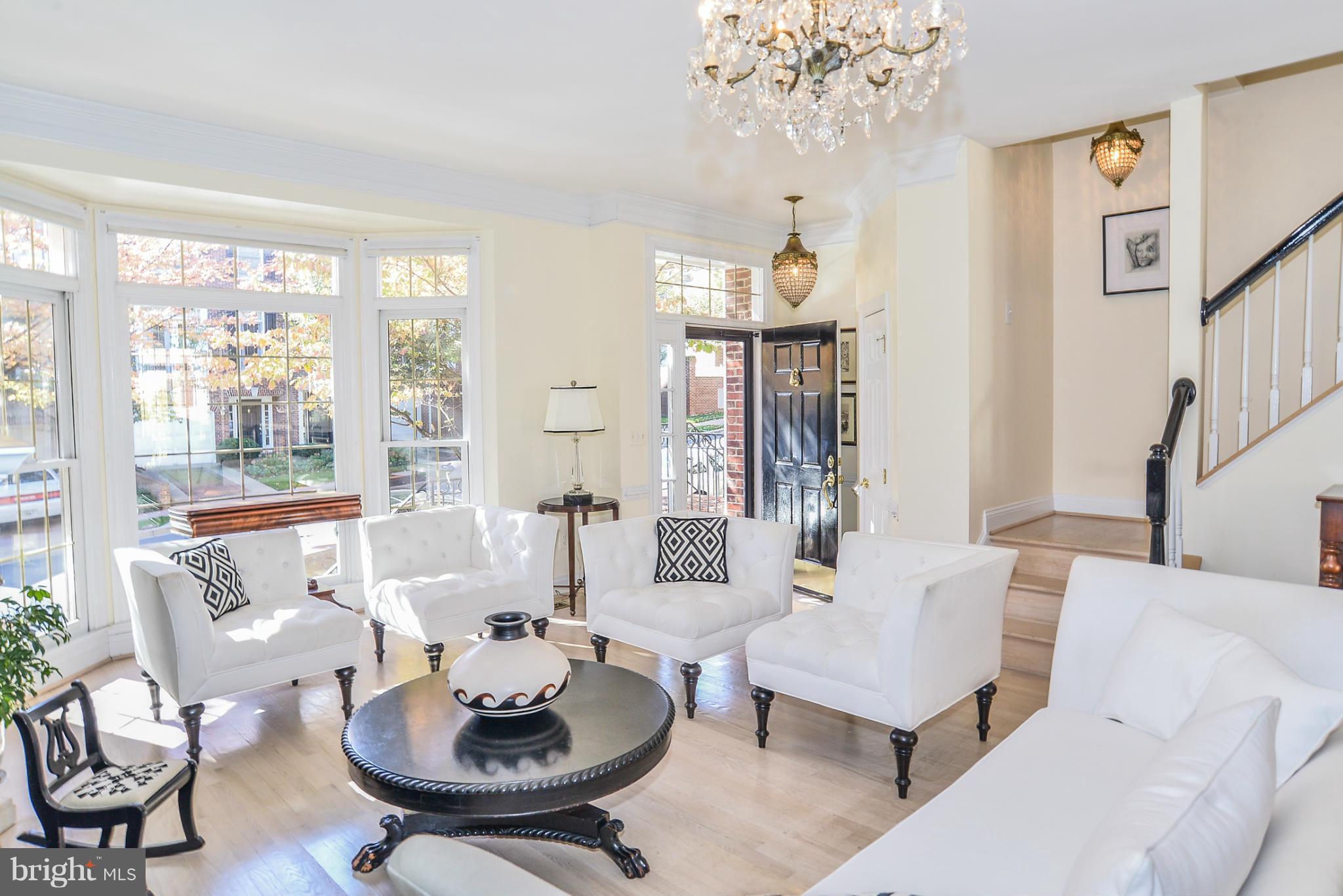 PALISADES PARK - Residential