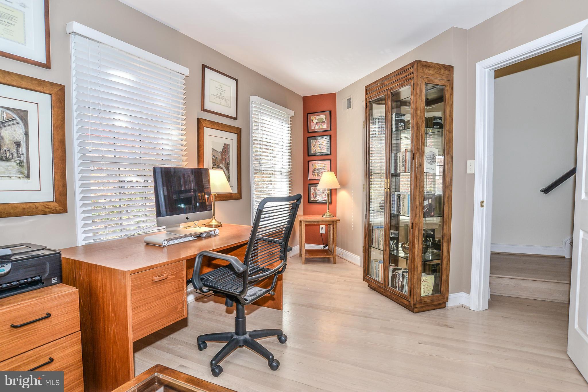 PALISADES PARK - Residential