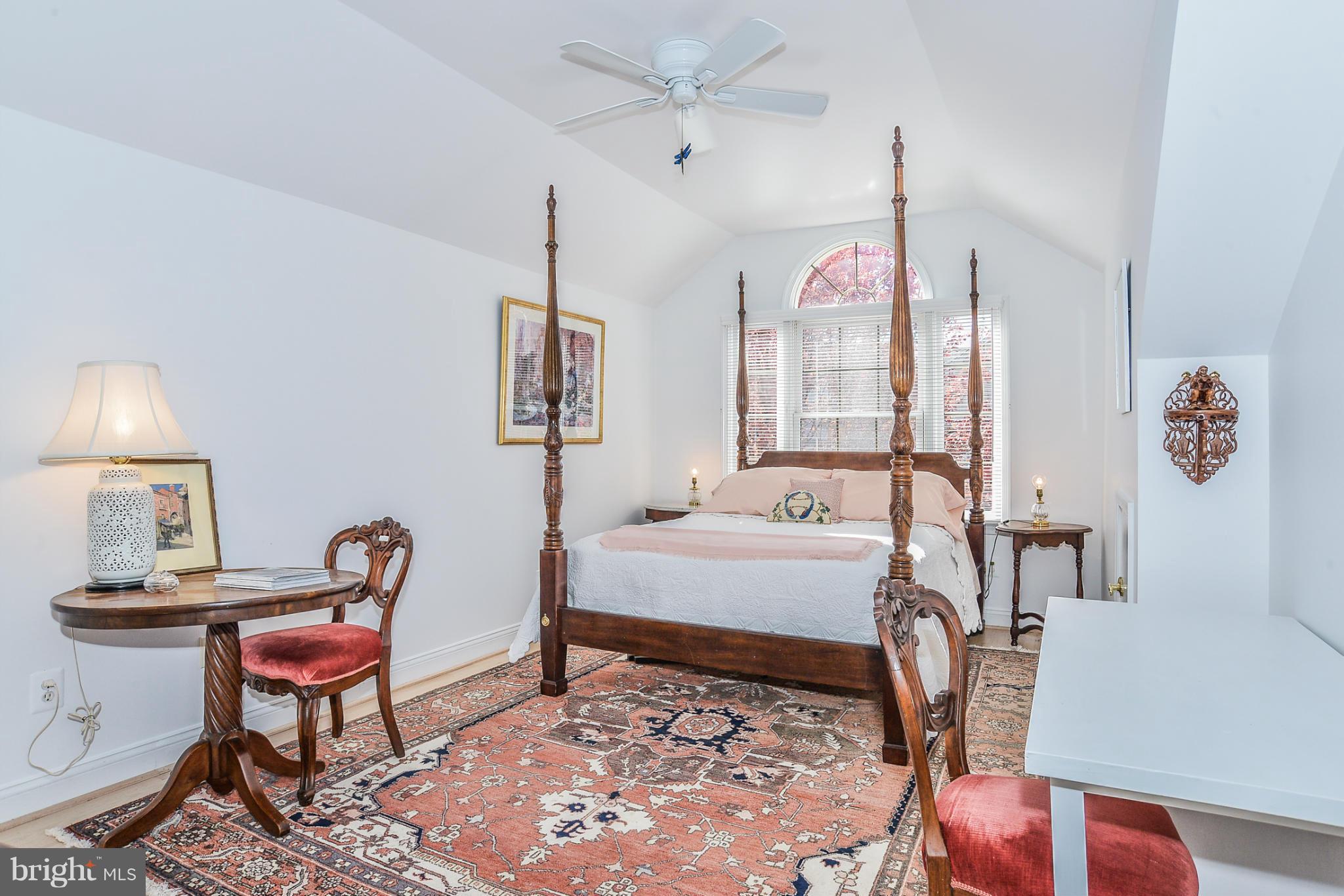 PALISADES PARK - Residential