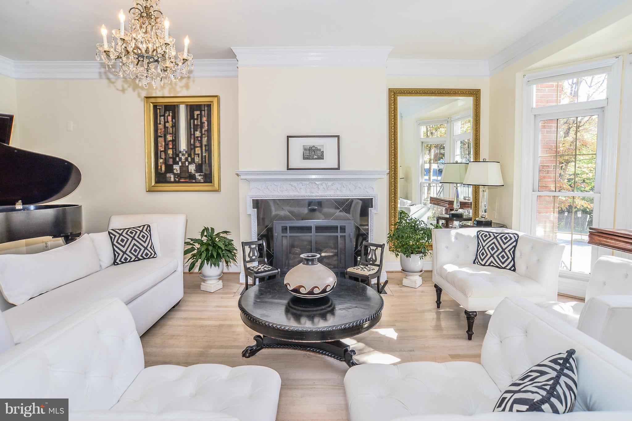 PALISADES PARK - Residential