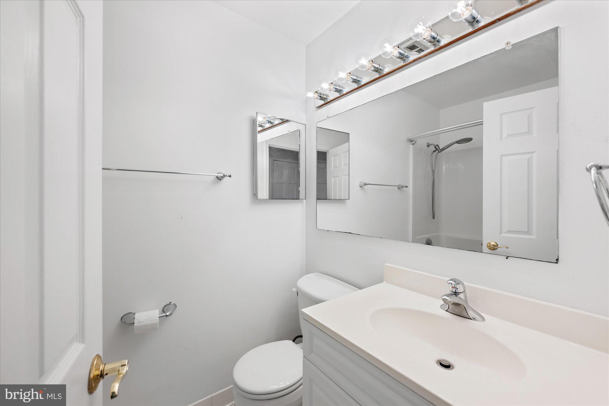 HALLCREST HEIGHTS - Residential