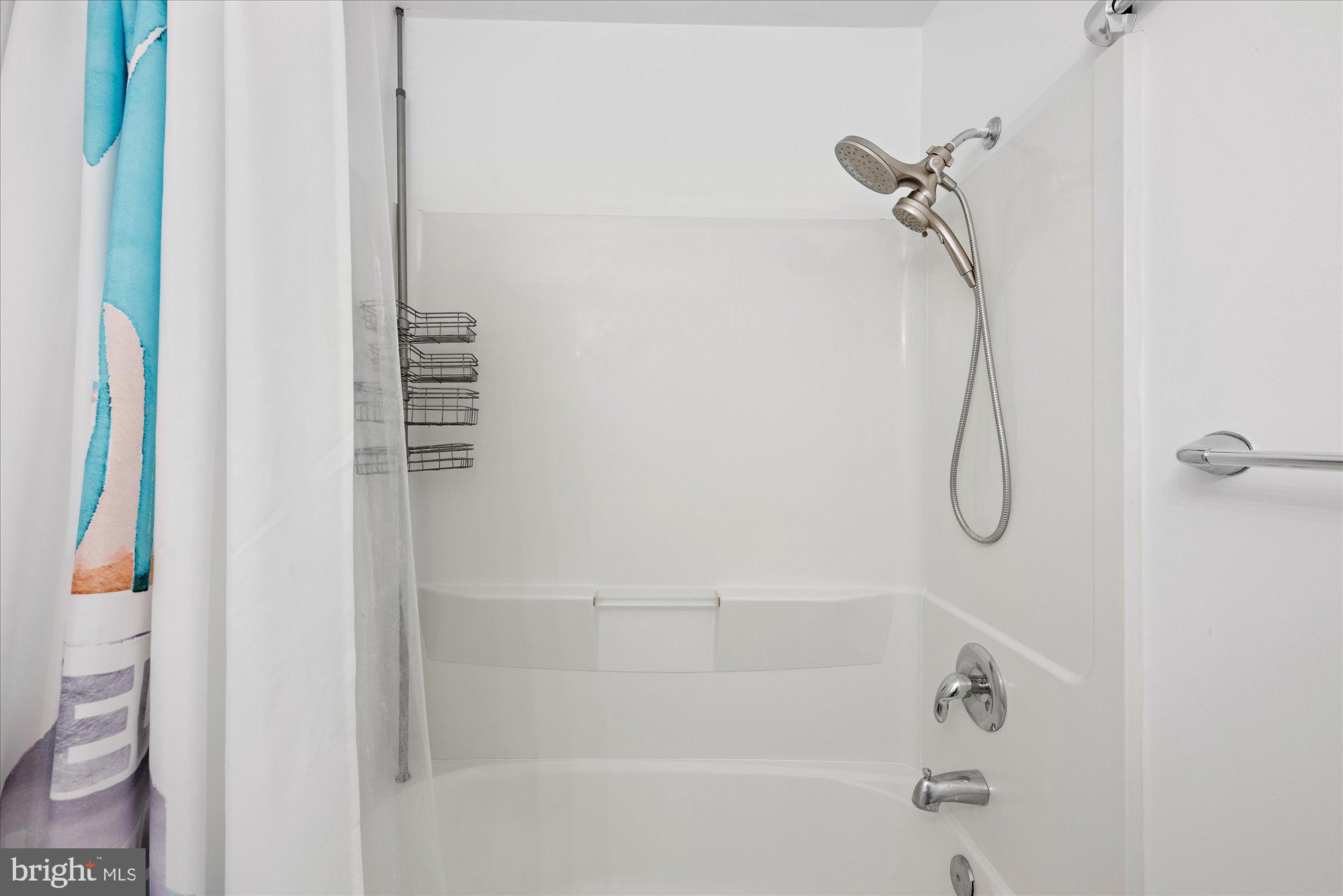 HALLCREST HEIGHTS - Residential