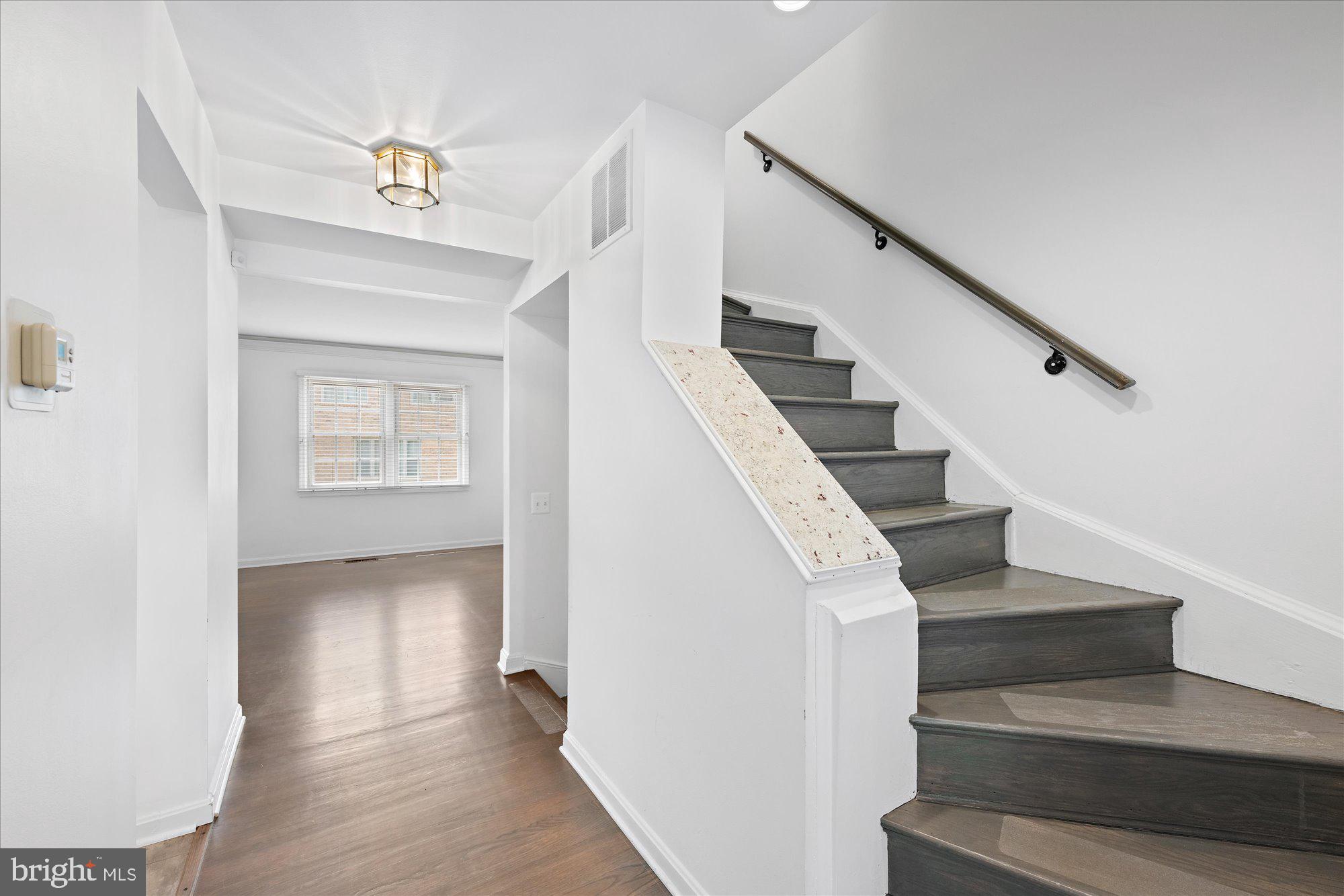 HALLCREST HEIGHTS - Residential