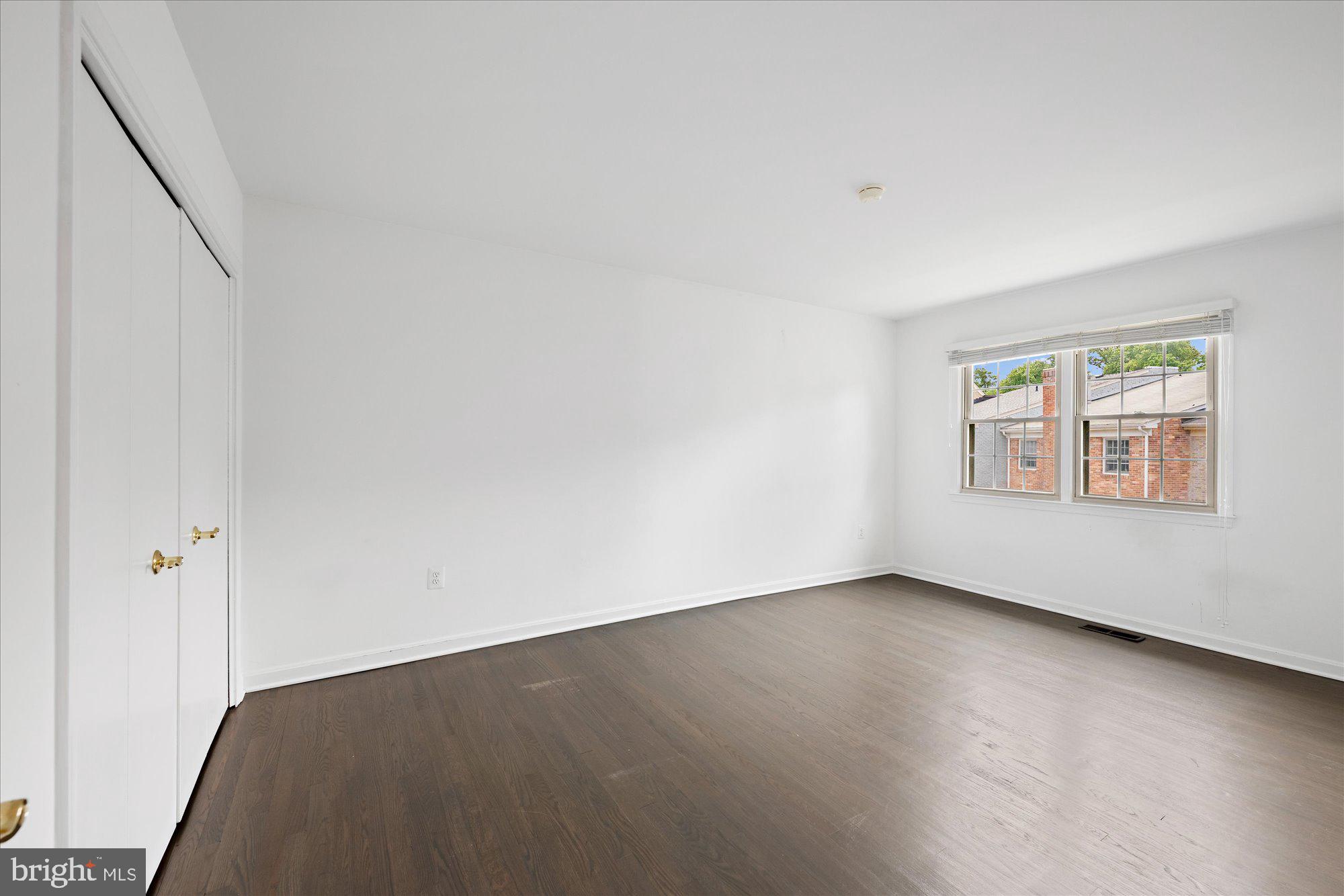 HALLCREST HEIGHTS - Residential