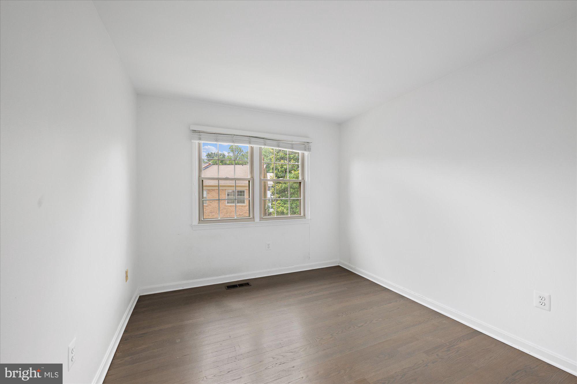 HALLCREST HEIGHTS - Residential