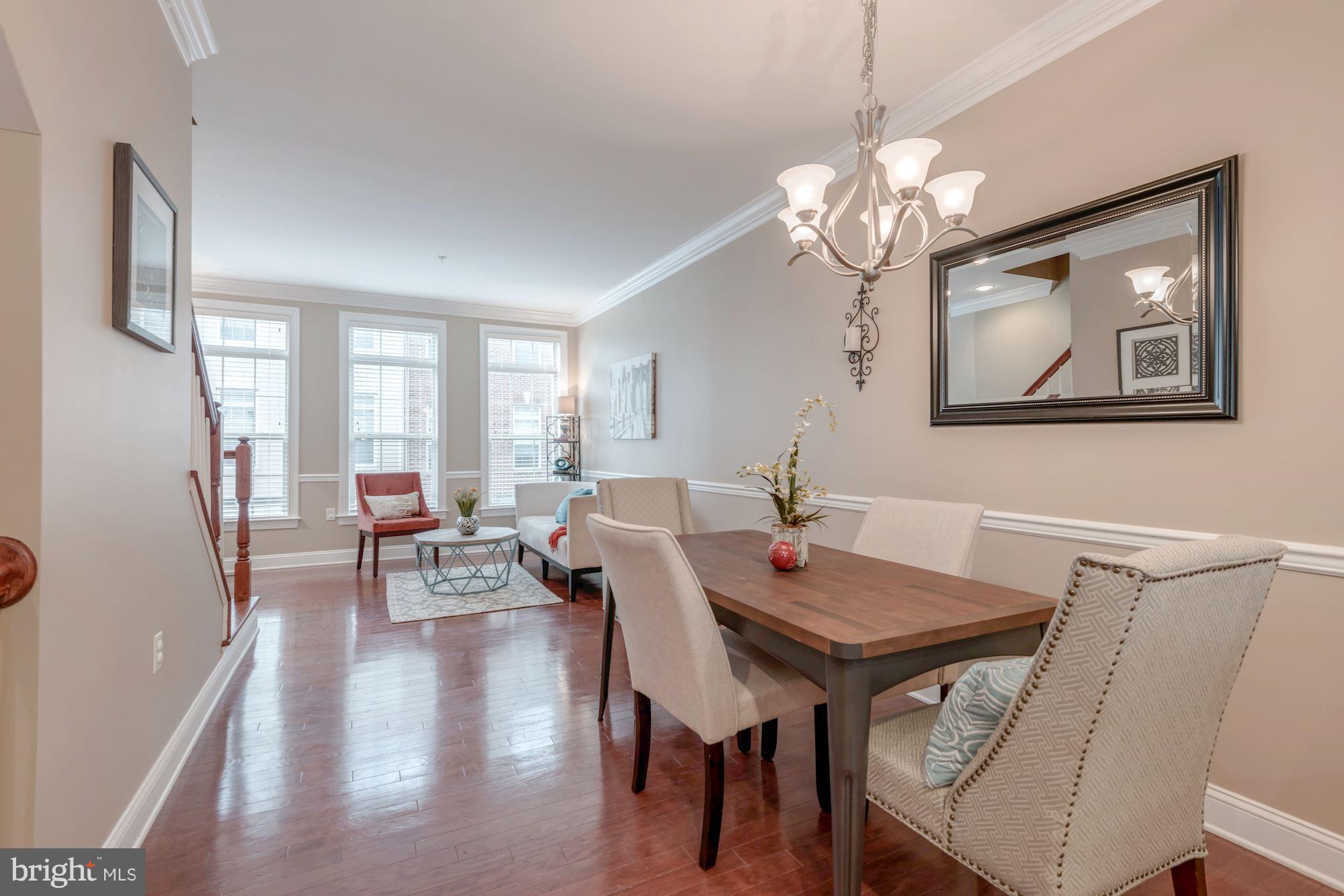 BUCKINGHAM COMMONS - Residential Lease