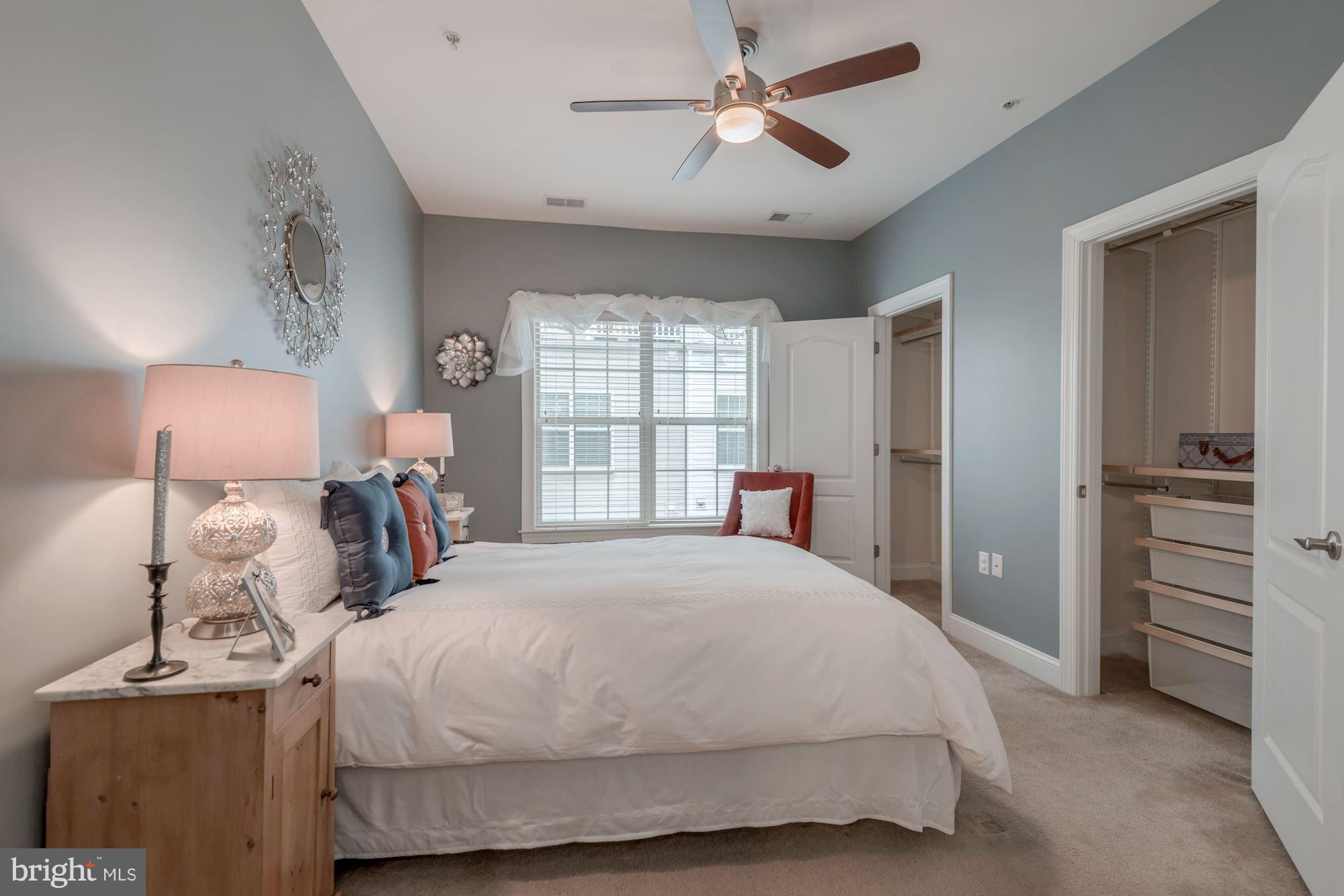 BUCKINGHAM COMMONS - Residential Lease