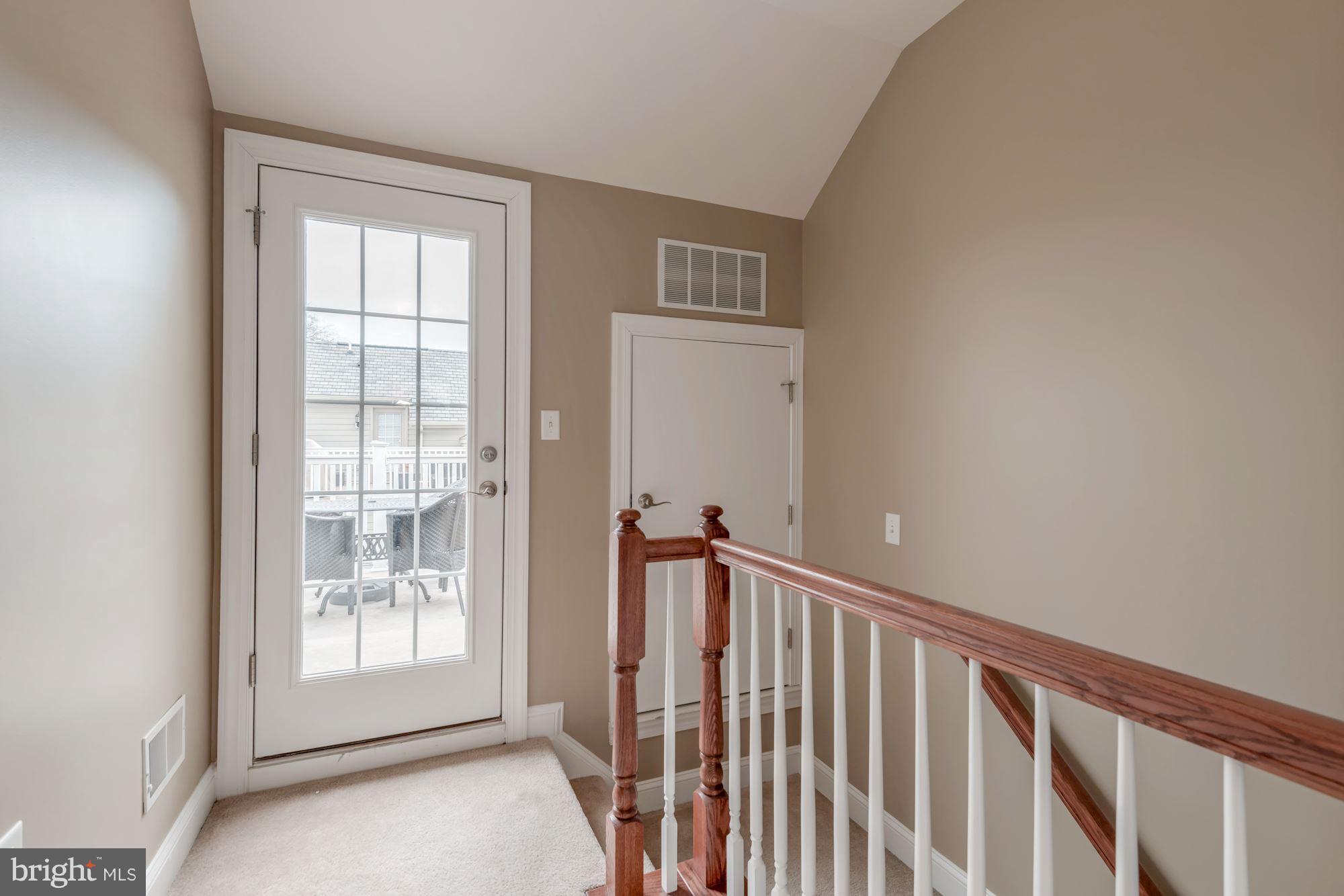 BUCKINGHAM COMMONS - Residential Lease