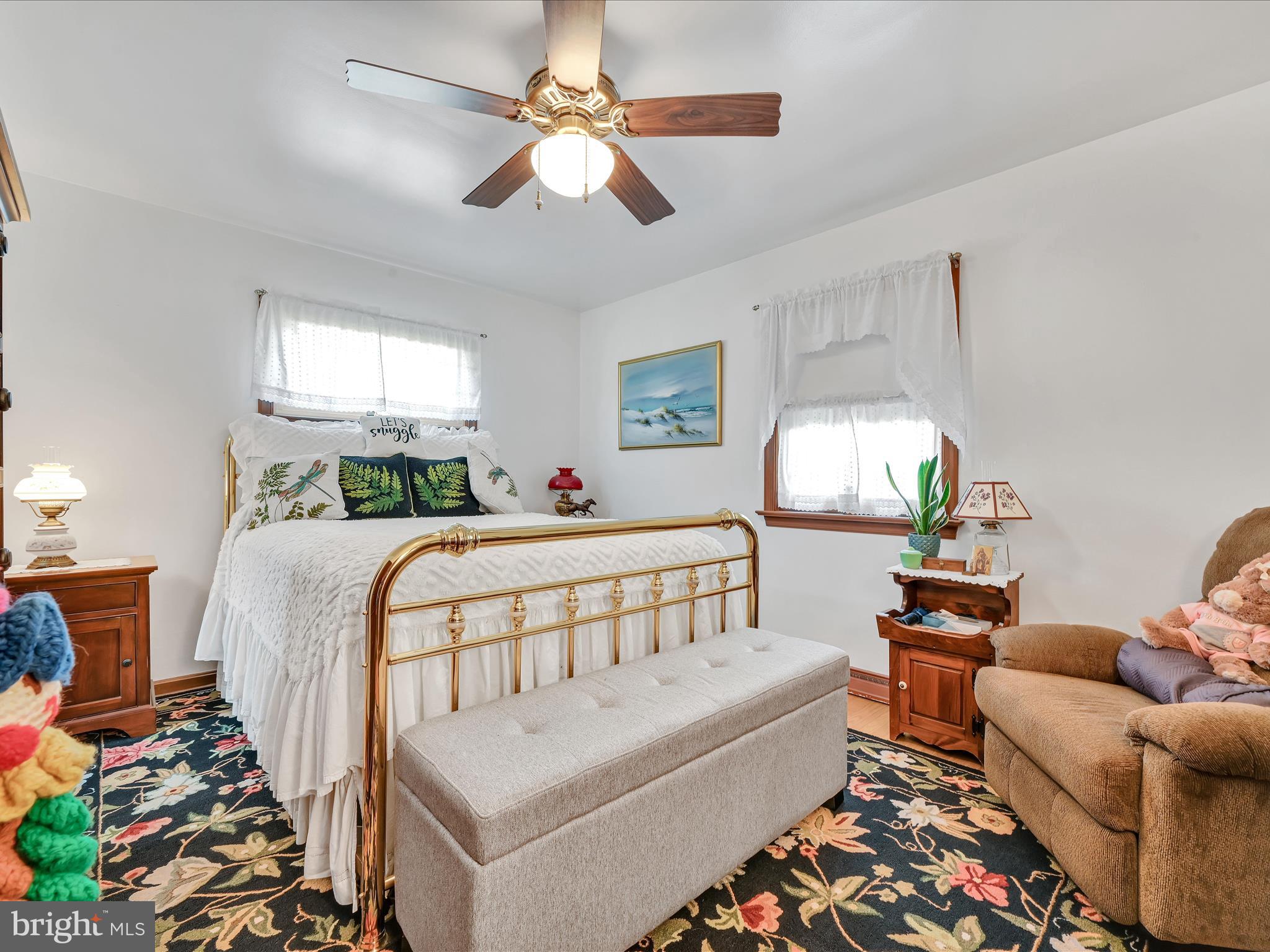 WILLOW STREET - Residential