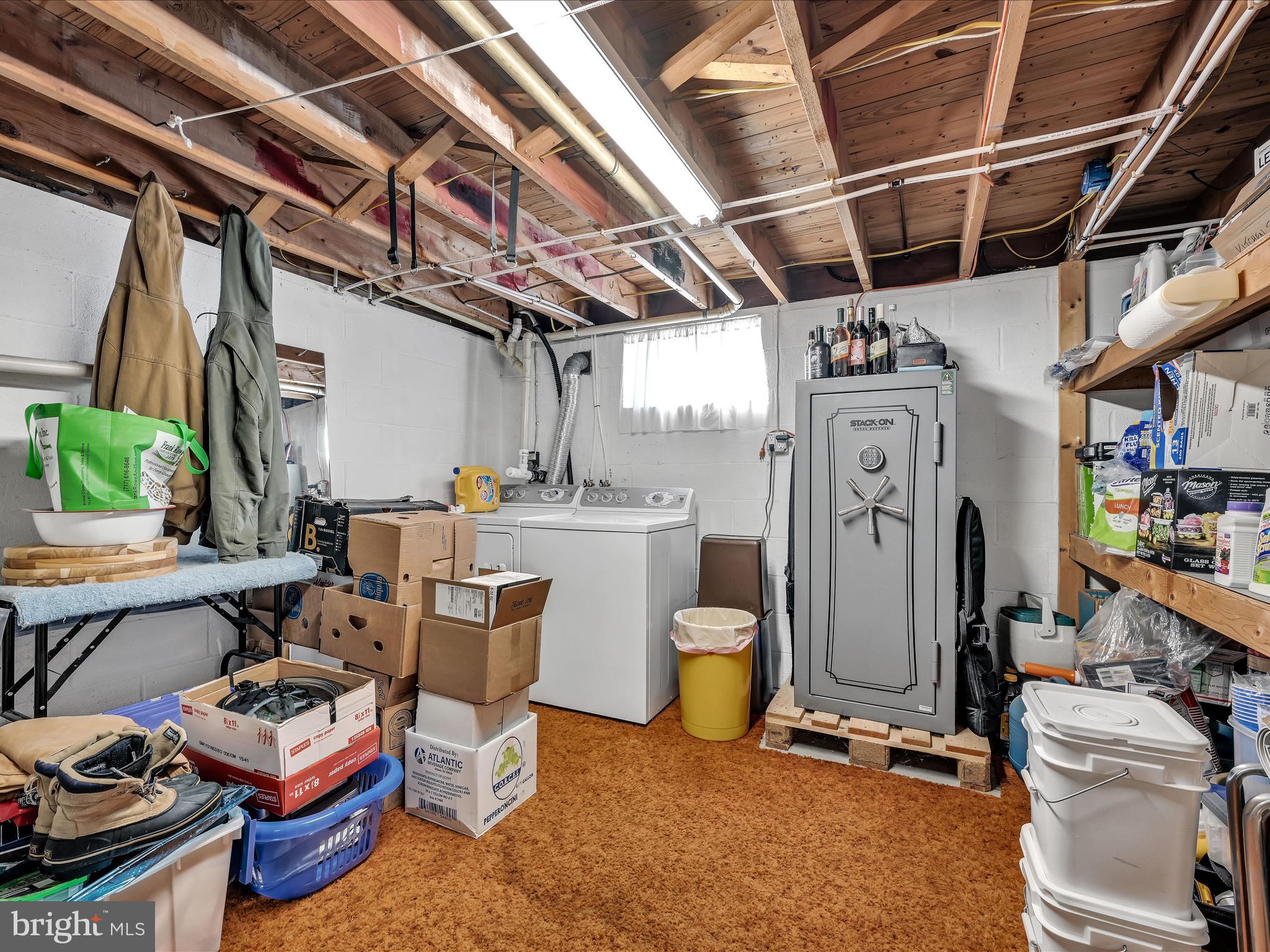 WILLOW STREET - Residential