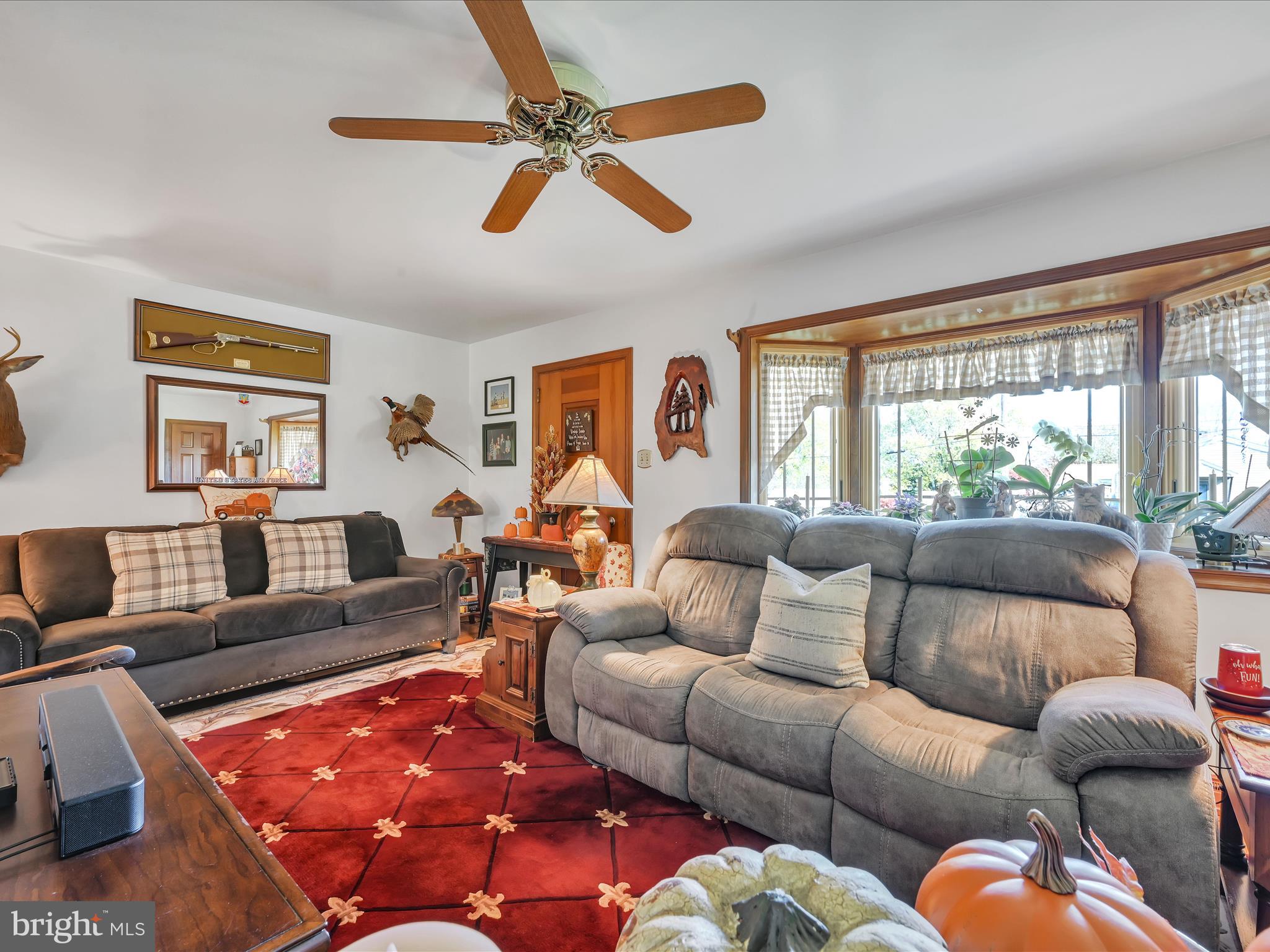 WILLOW STREET - Residential