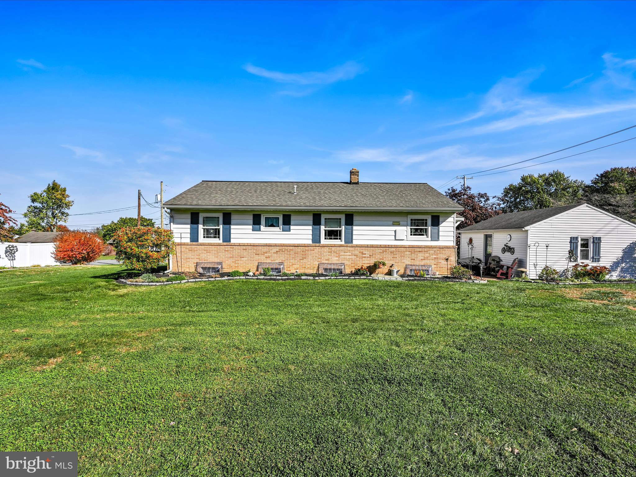 WILLOW STREET - Residential