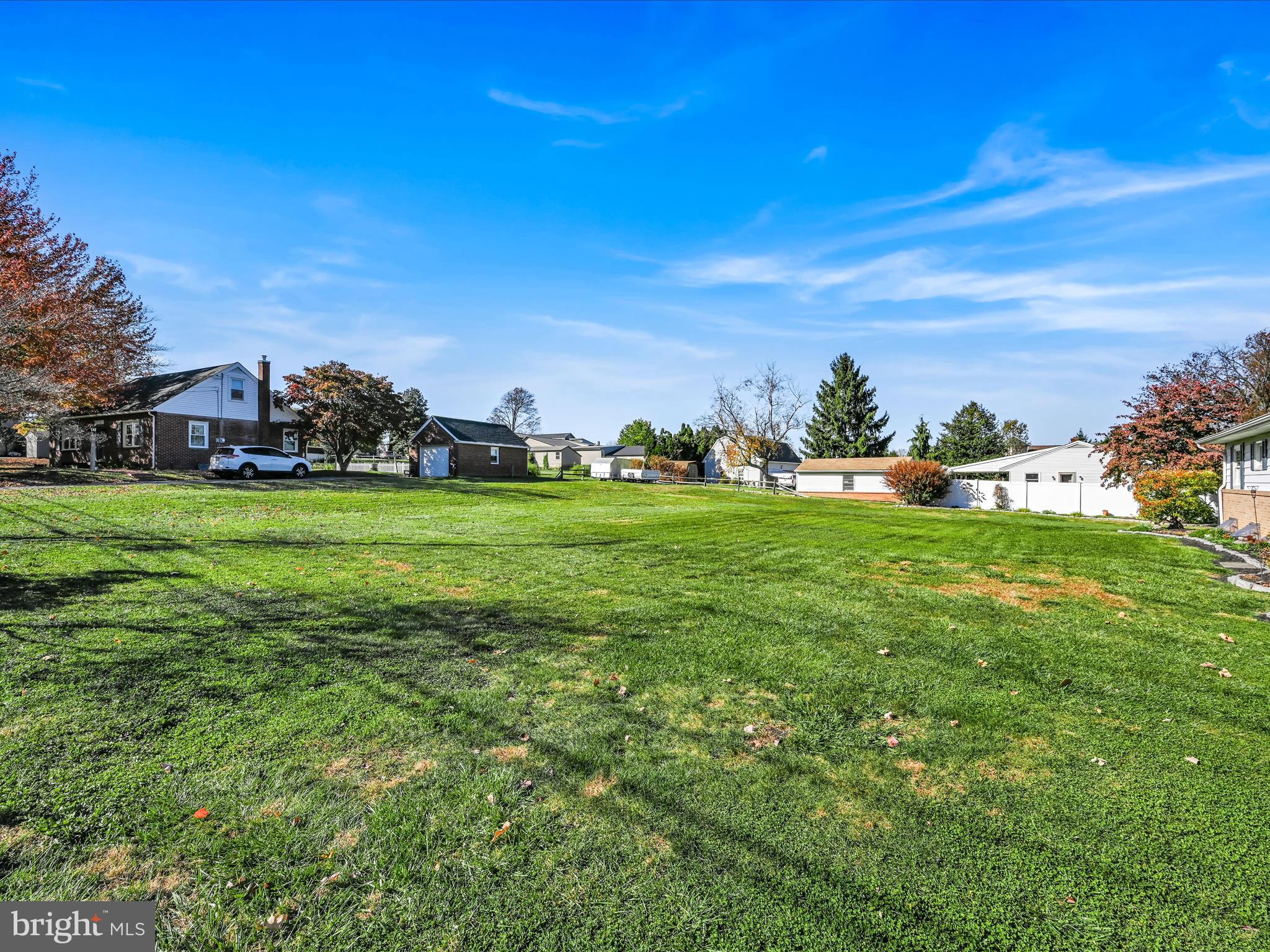 WILLOW STREET - Residential