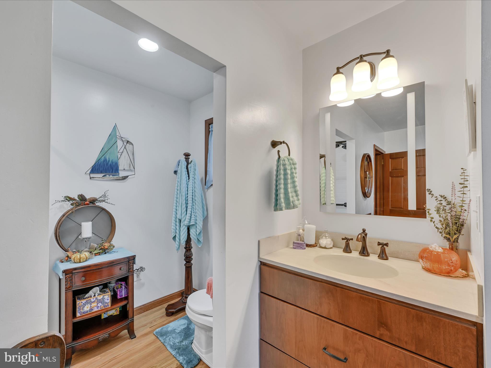 WILLOW STREET - Residential