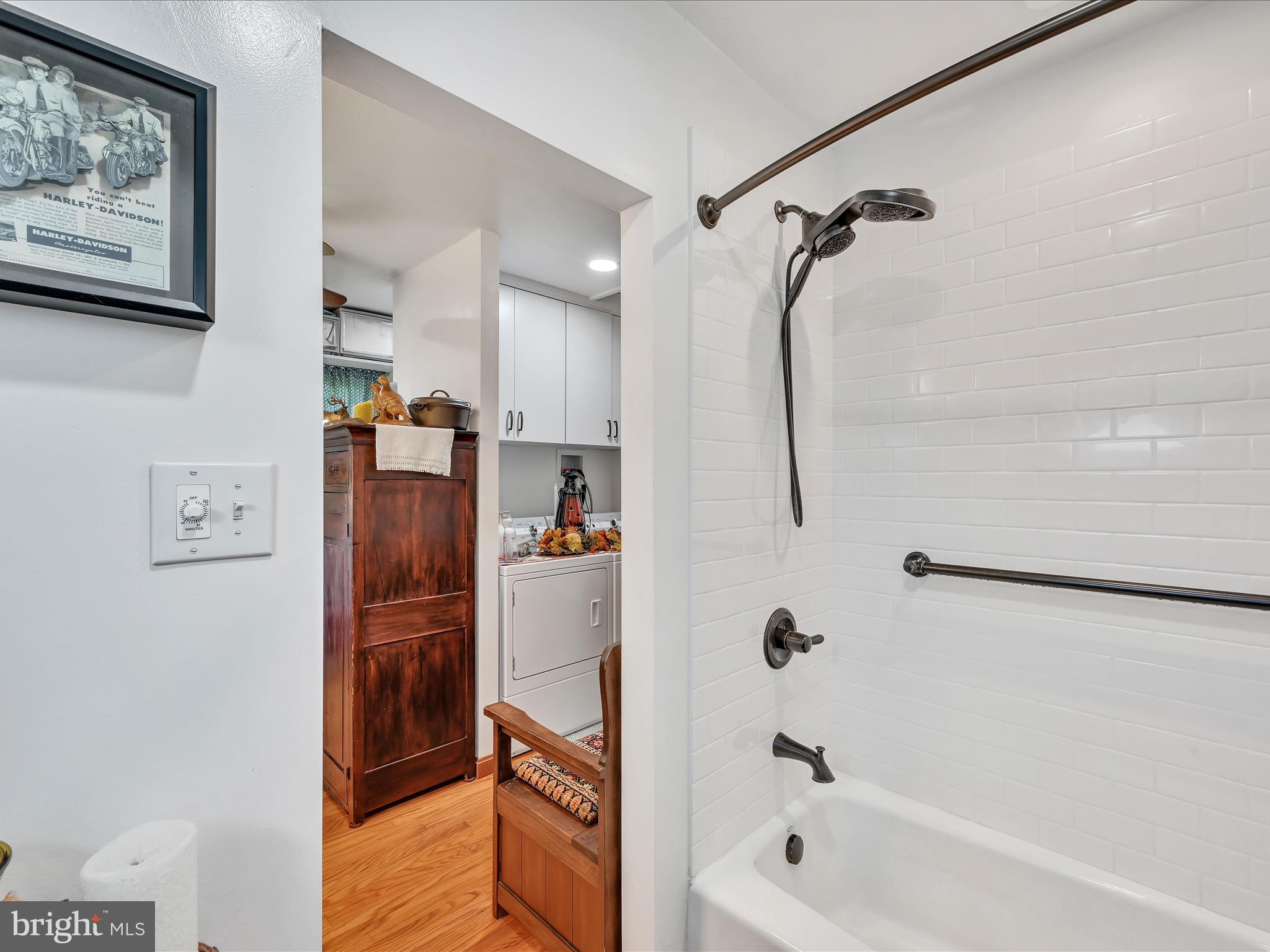 WILLOW STREET - Residential