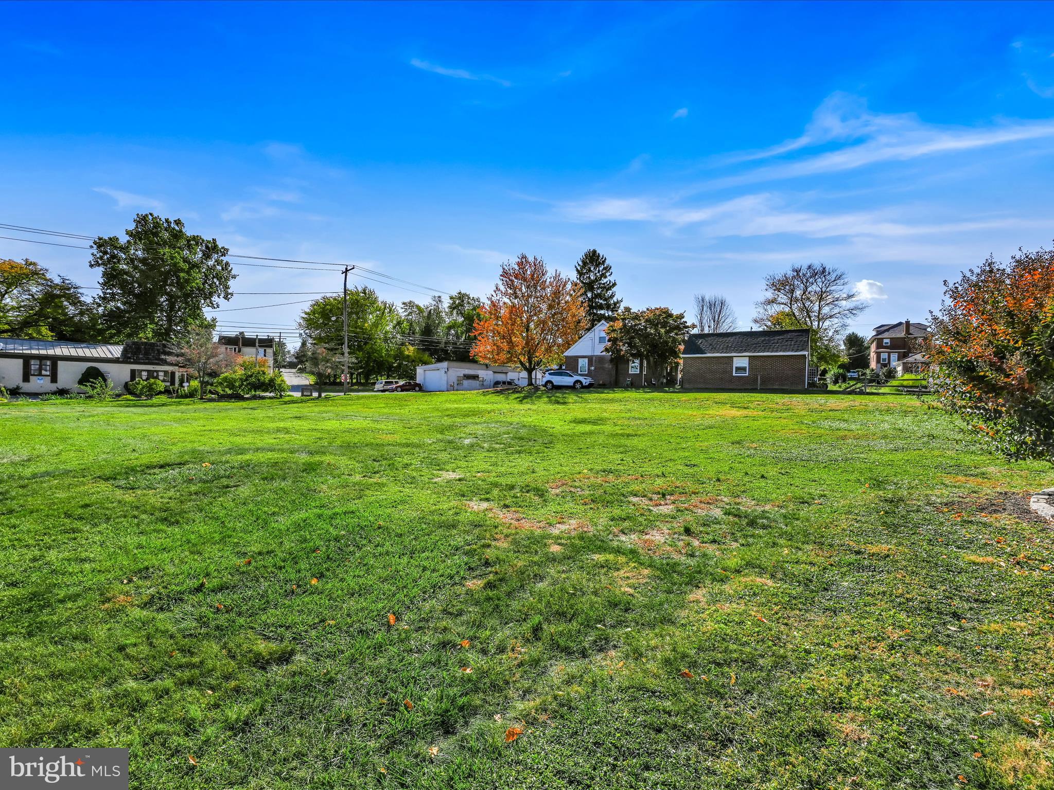 WILLOW STREET - Residential