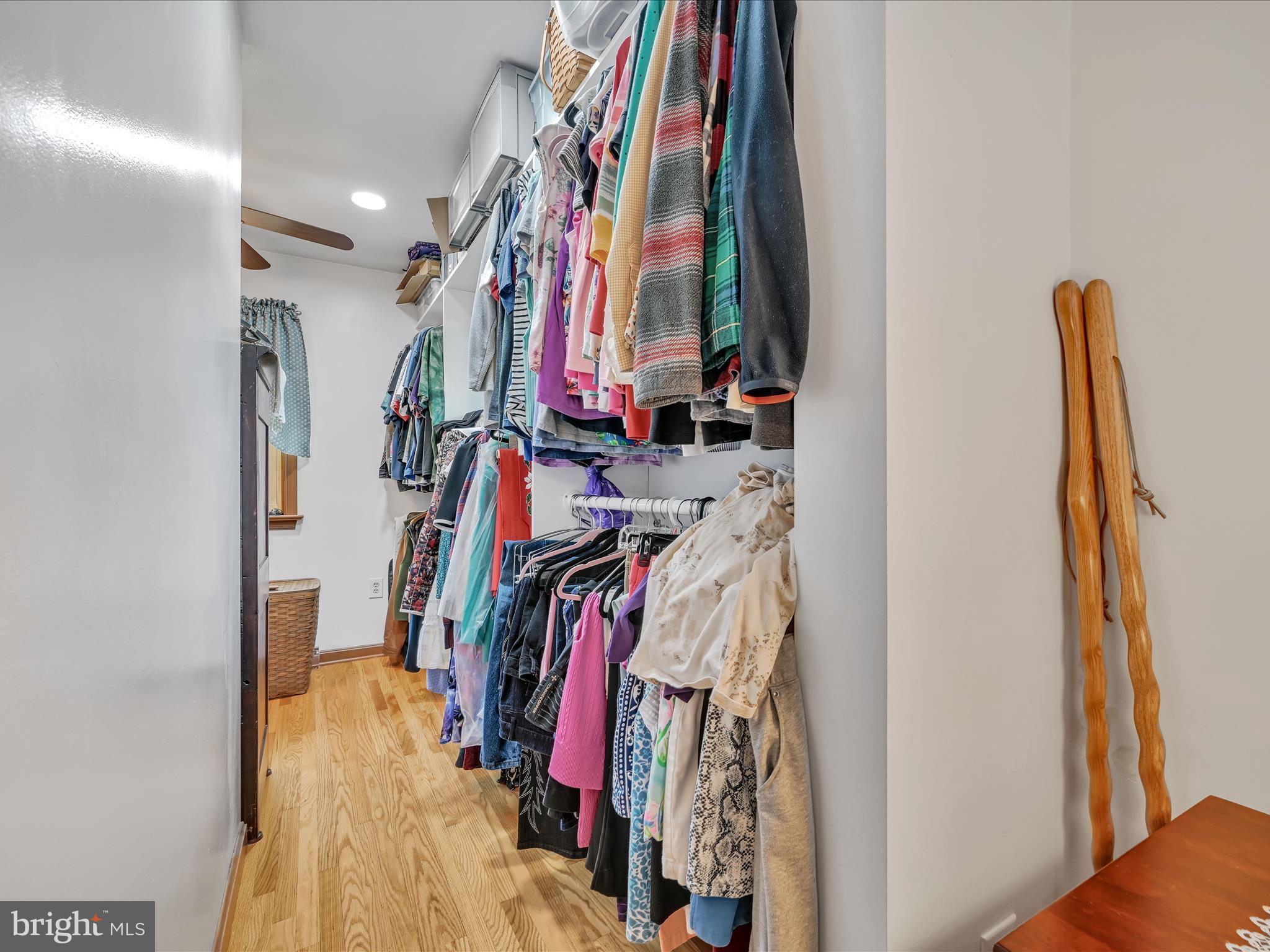 WILLOW STREET - Residential