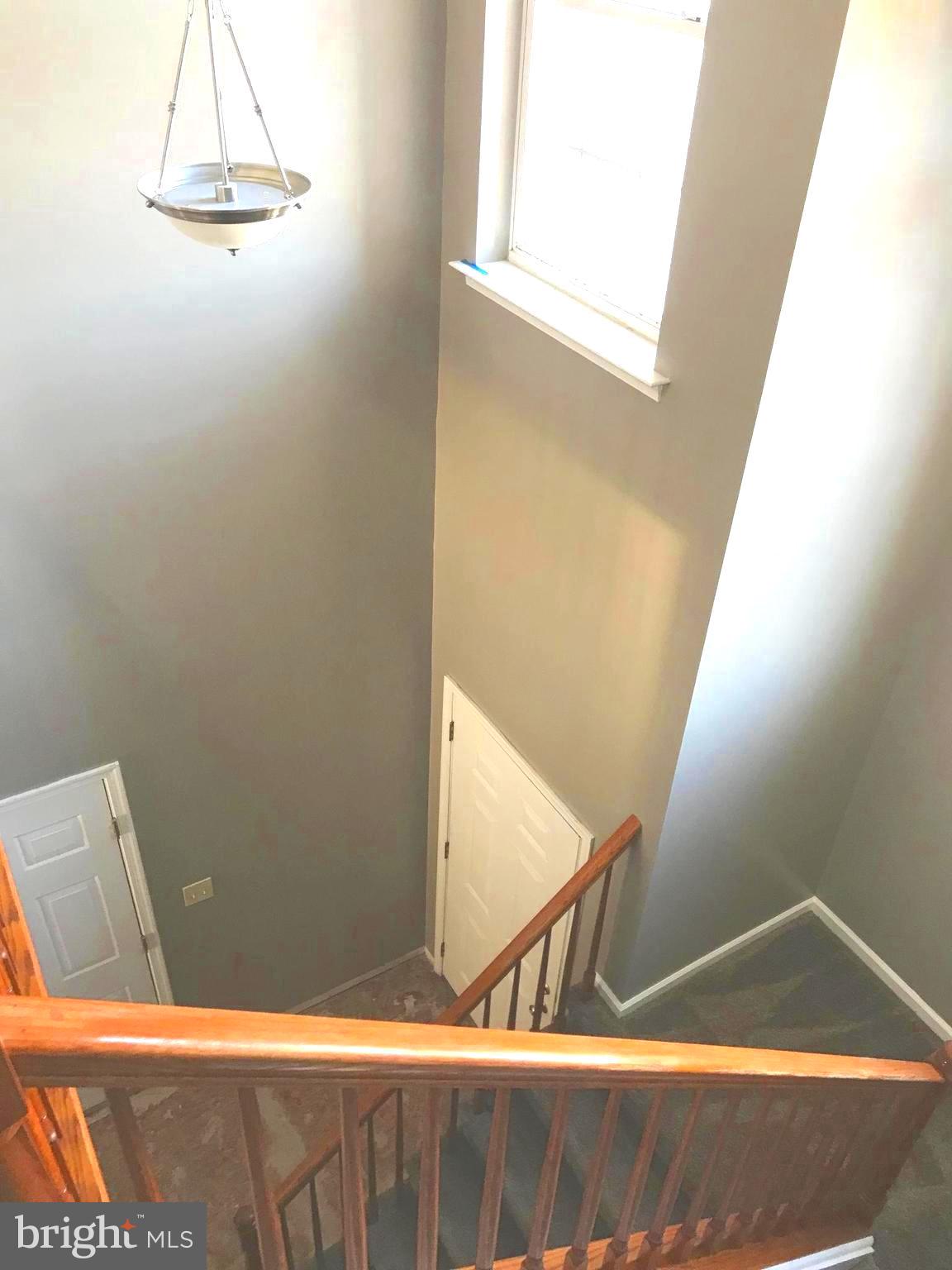 MONROE COURT - Residential Lease