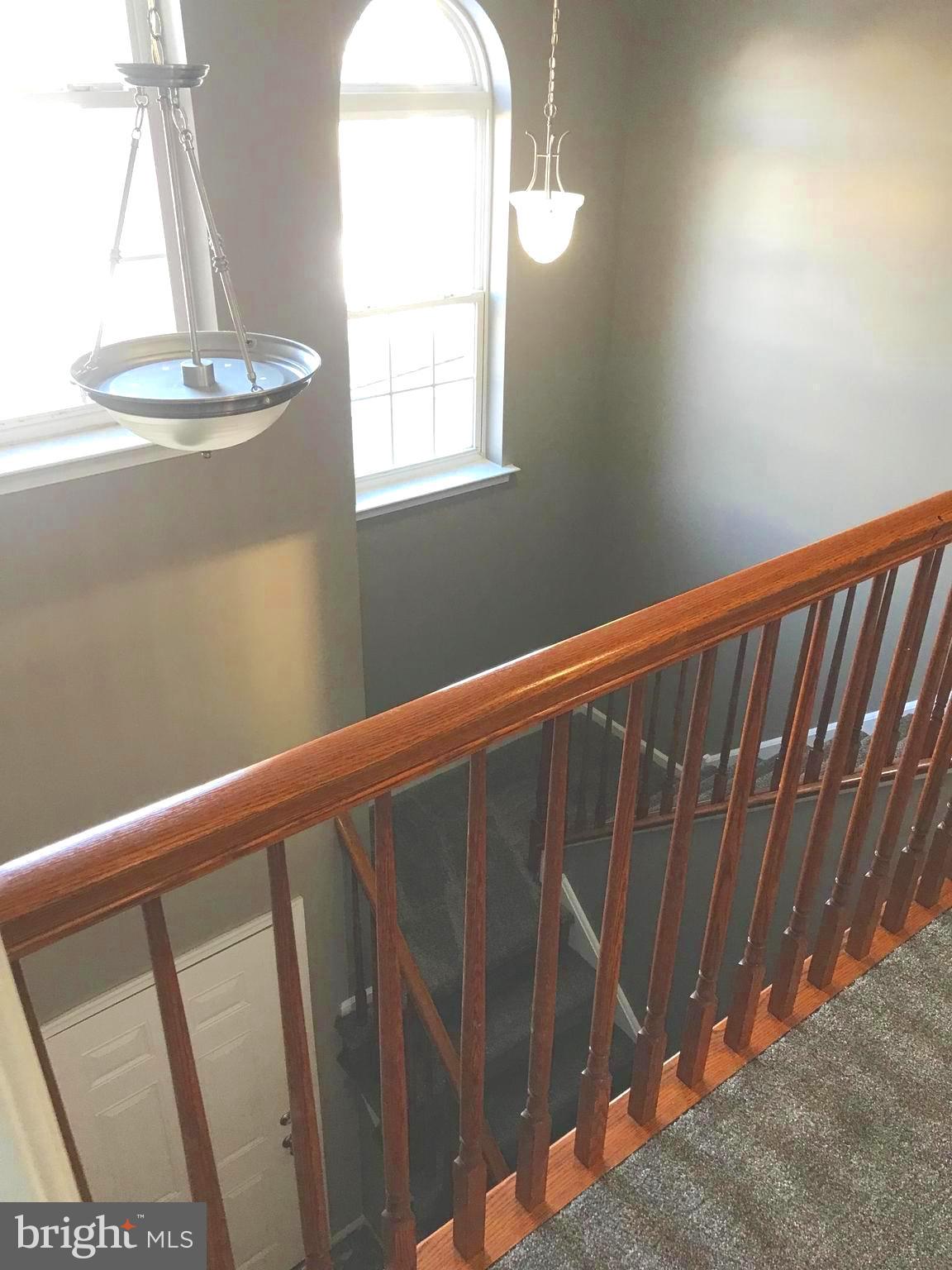 MONROE COURT - Residential Lease