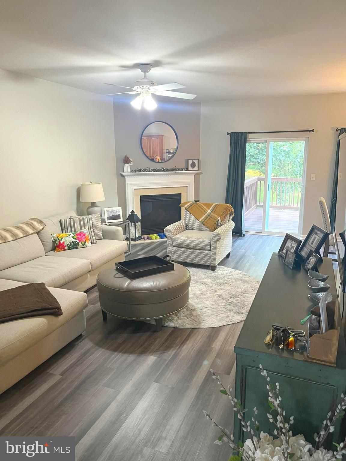 MONROE COURT - Residential Lease