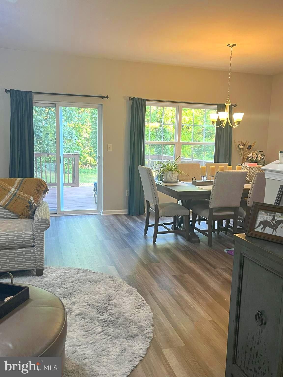 MONROE COURT - Residential Lease