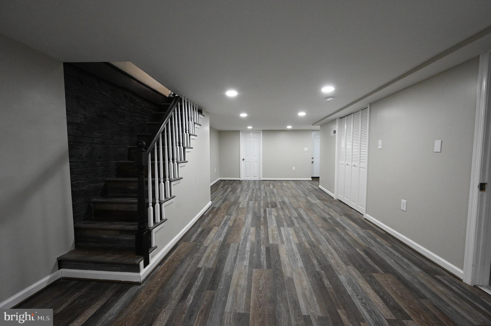 WAVERLY - Residential