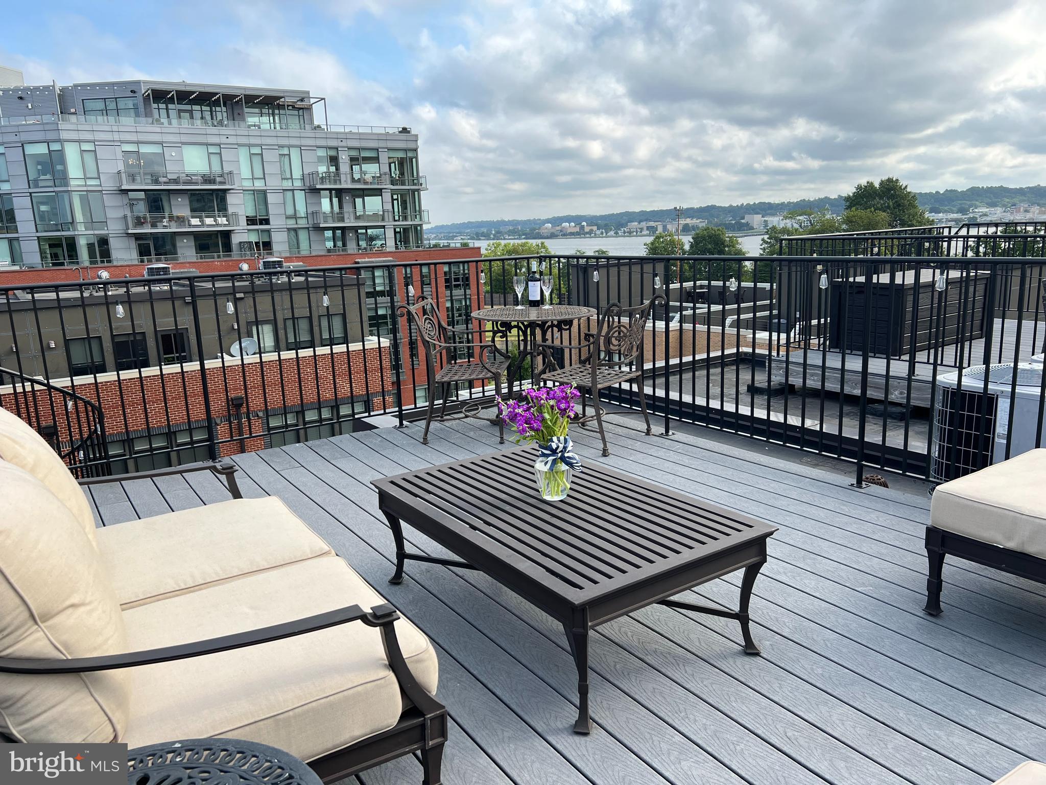 PRINTERS ROW - Residential