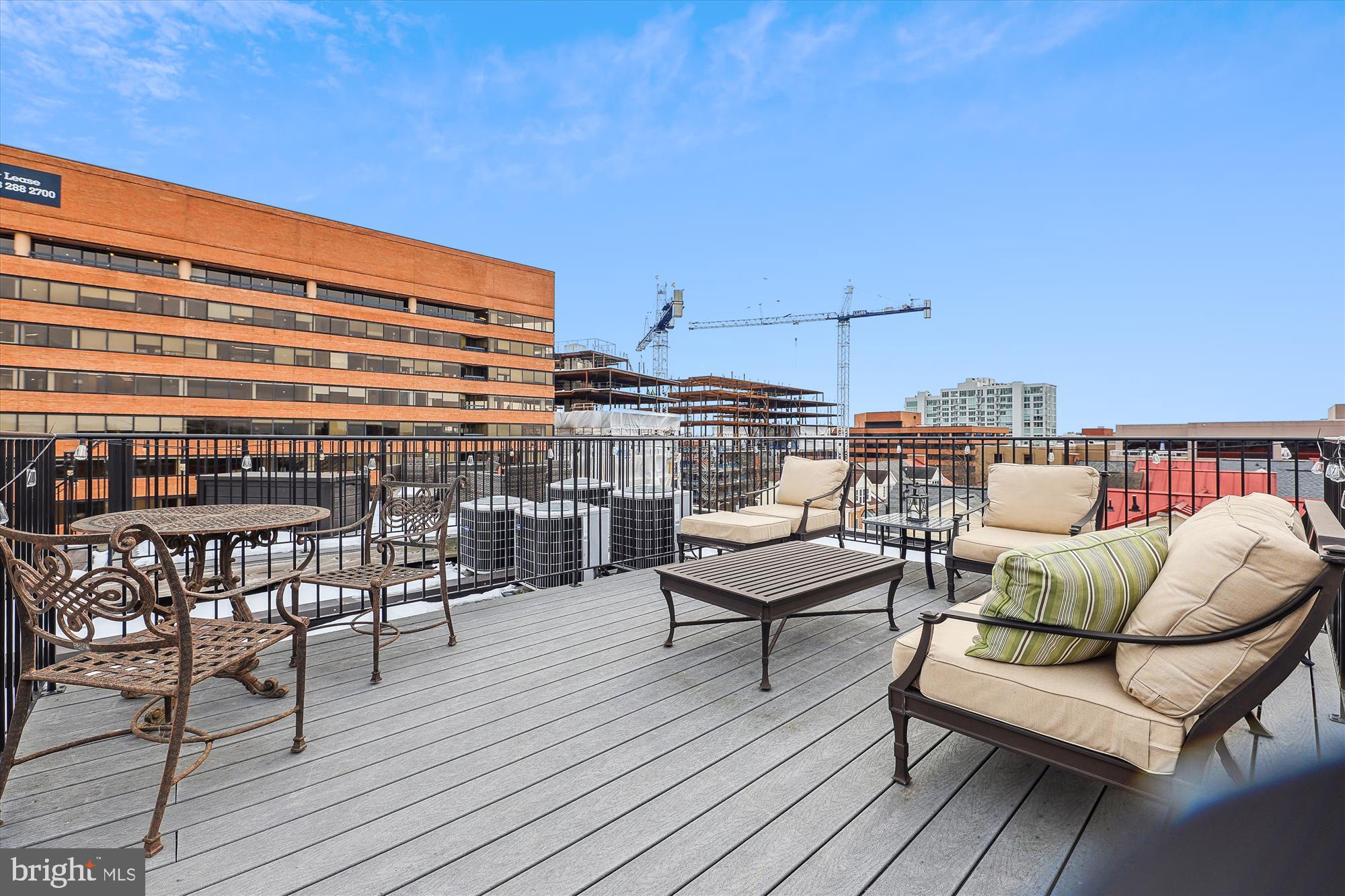 PRINTERS ROW - Residential