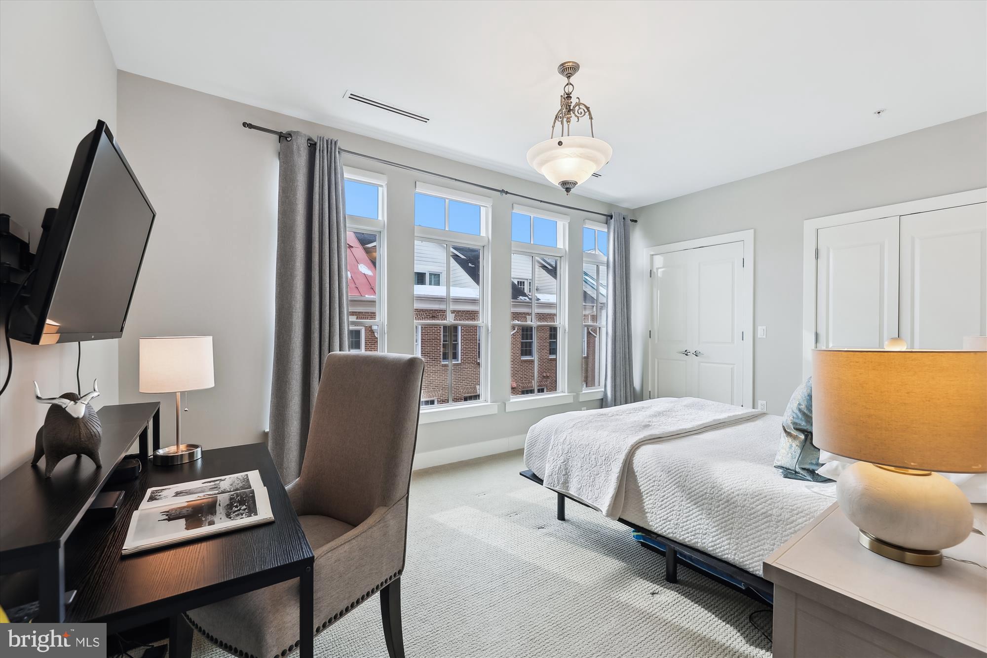 PRINTERS ROW - Residential