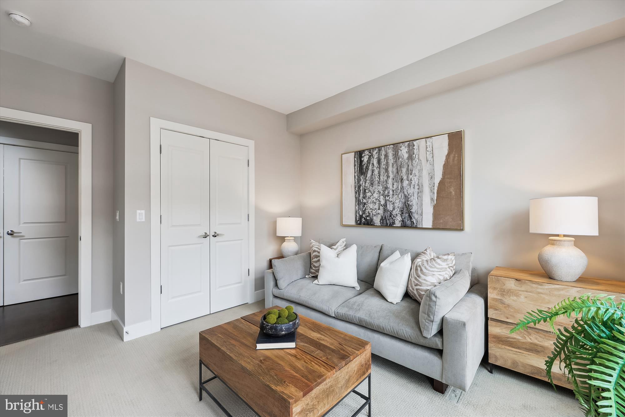 PRINTERS ROW - Residential