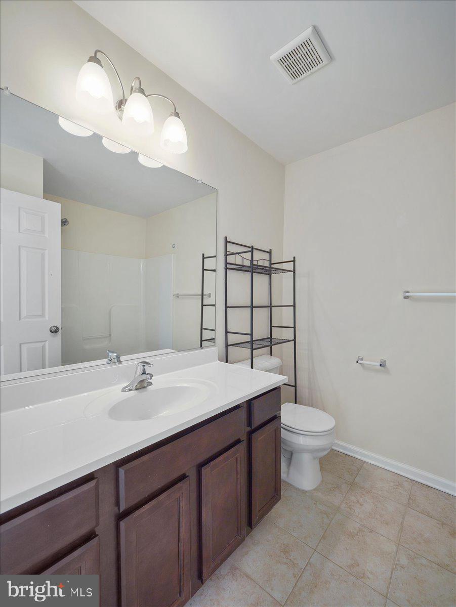 THE TOWNES AT OAKHURST - Residential