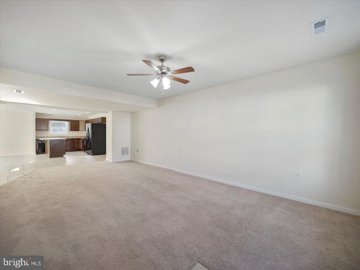 THE TOWNES AT OAKHURST - Residential