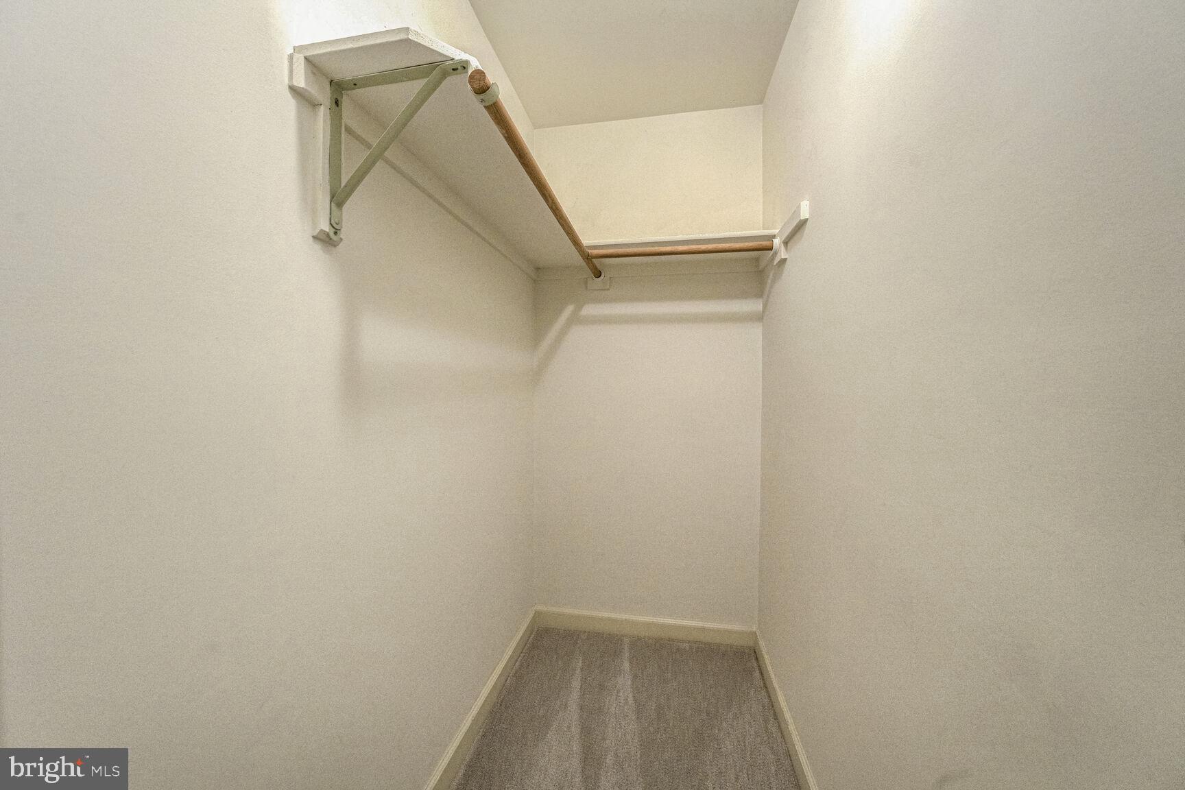 CROSSPOINTE - Residential