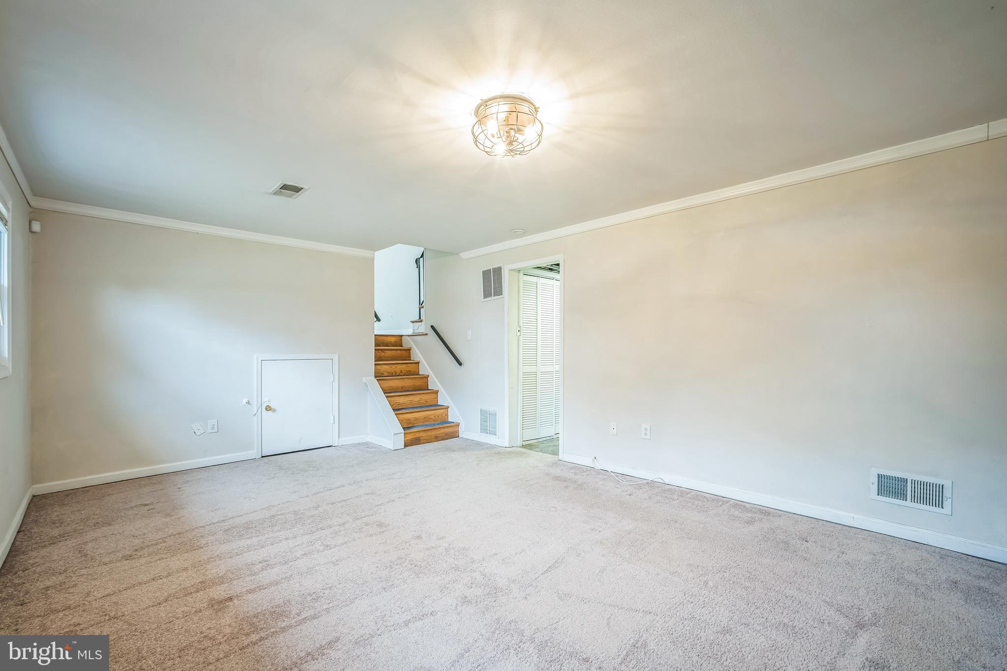 12415 HATCHWAY COURT