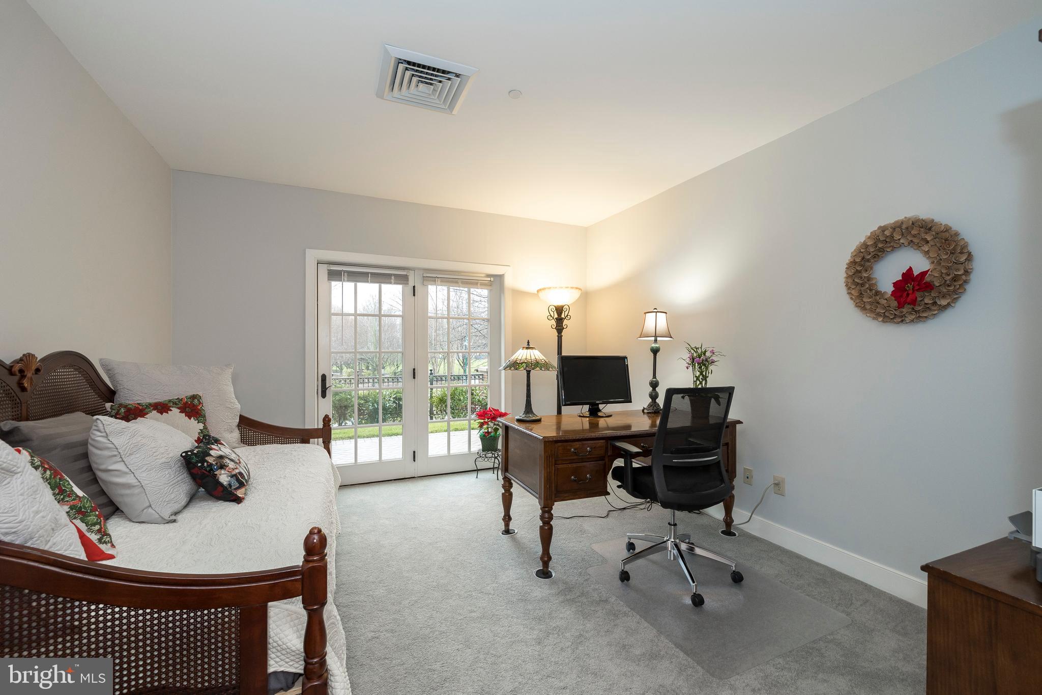 WELLINGTON EAGLEVIEW - Residential