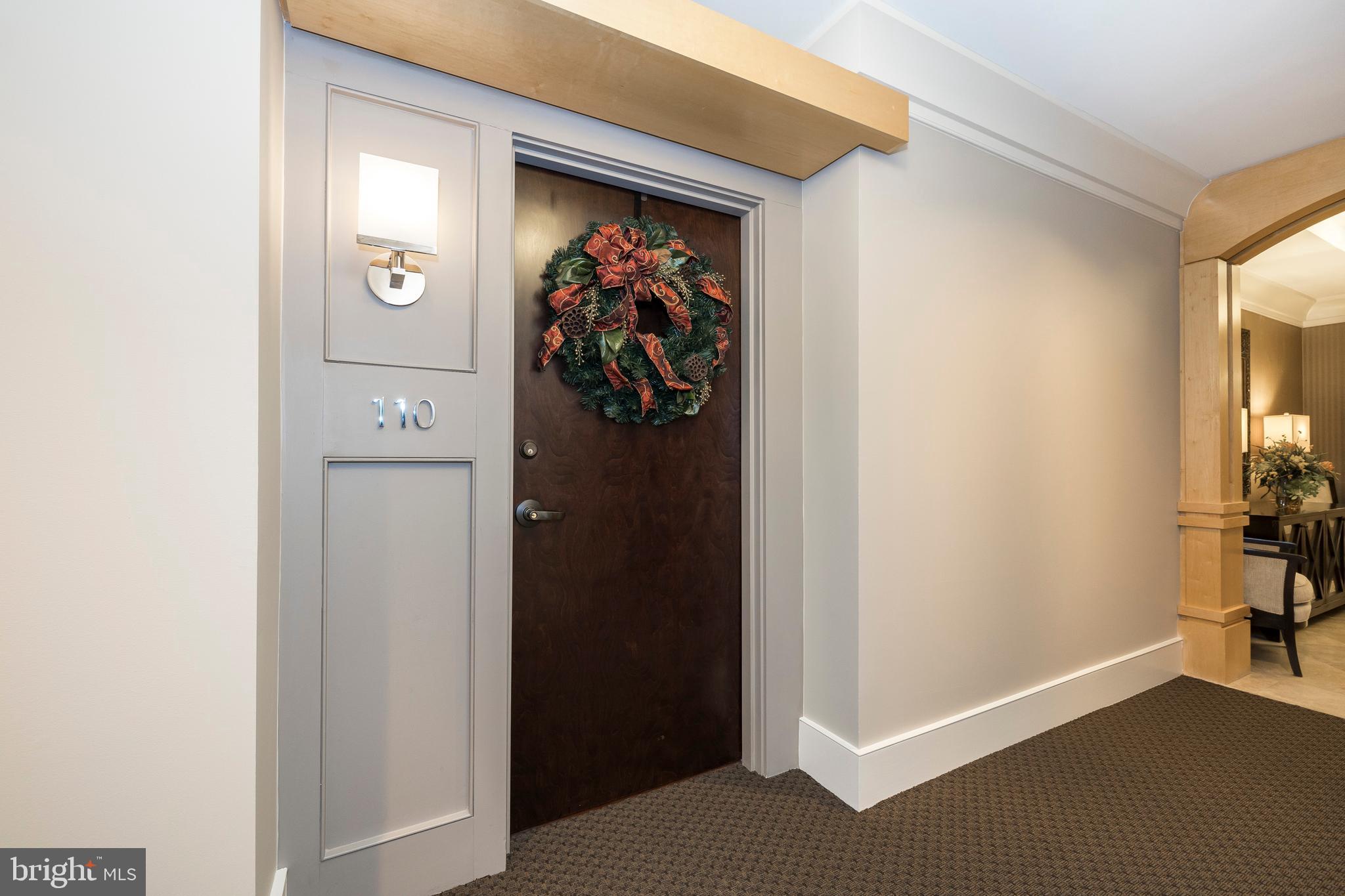 WELLINGTON EAGLEVIEW - Residential