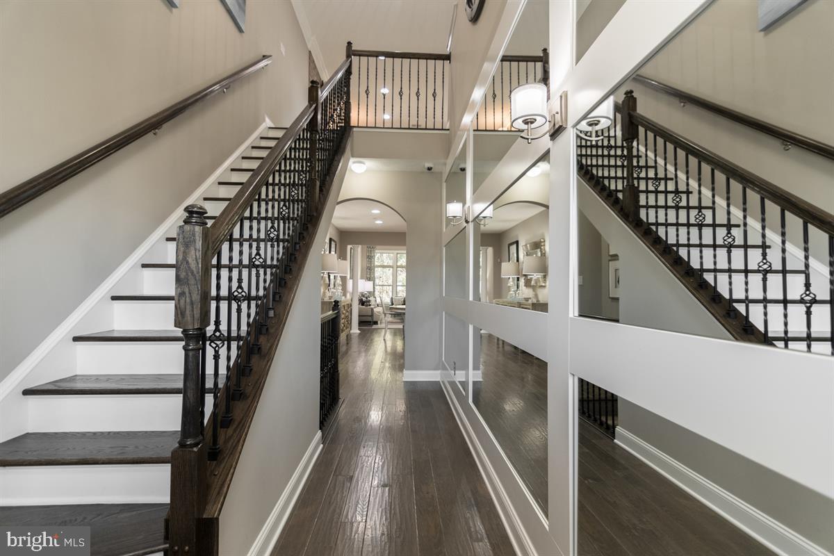 URBANA VILLAS - Residential