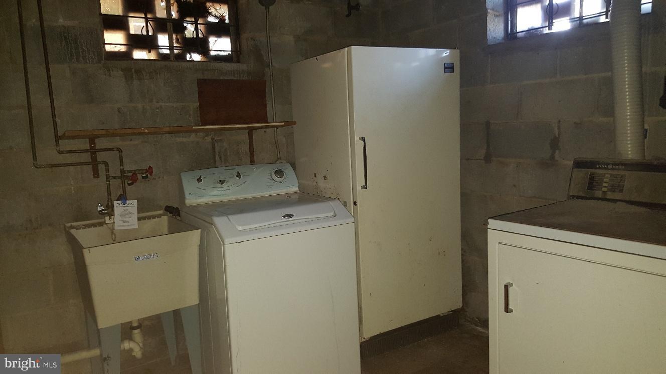 2834 VIRGINIA AVENUE