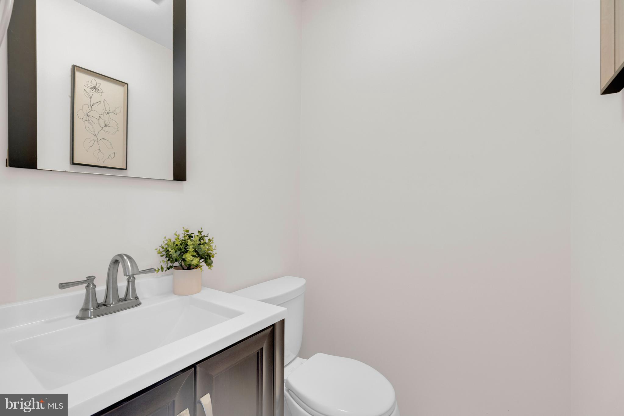 LAKEPOINTE - Residential