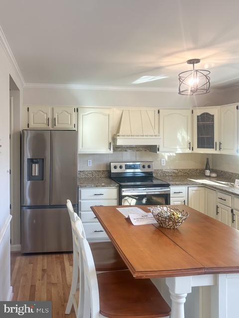 LAKEPOINTE - Residential