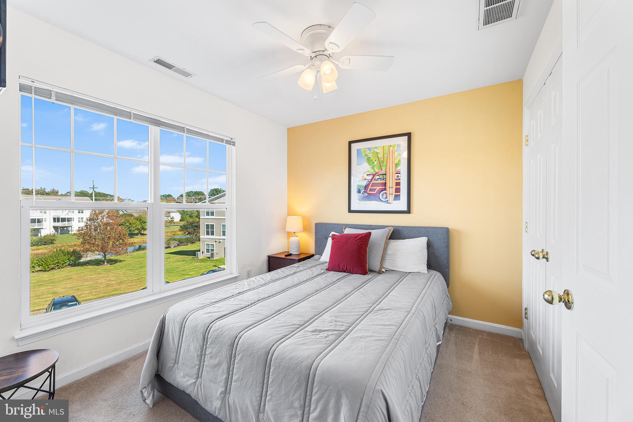 KENSINGTON PARK - Residential