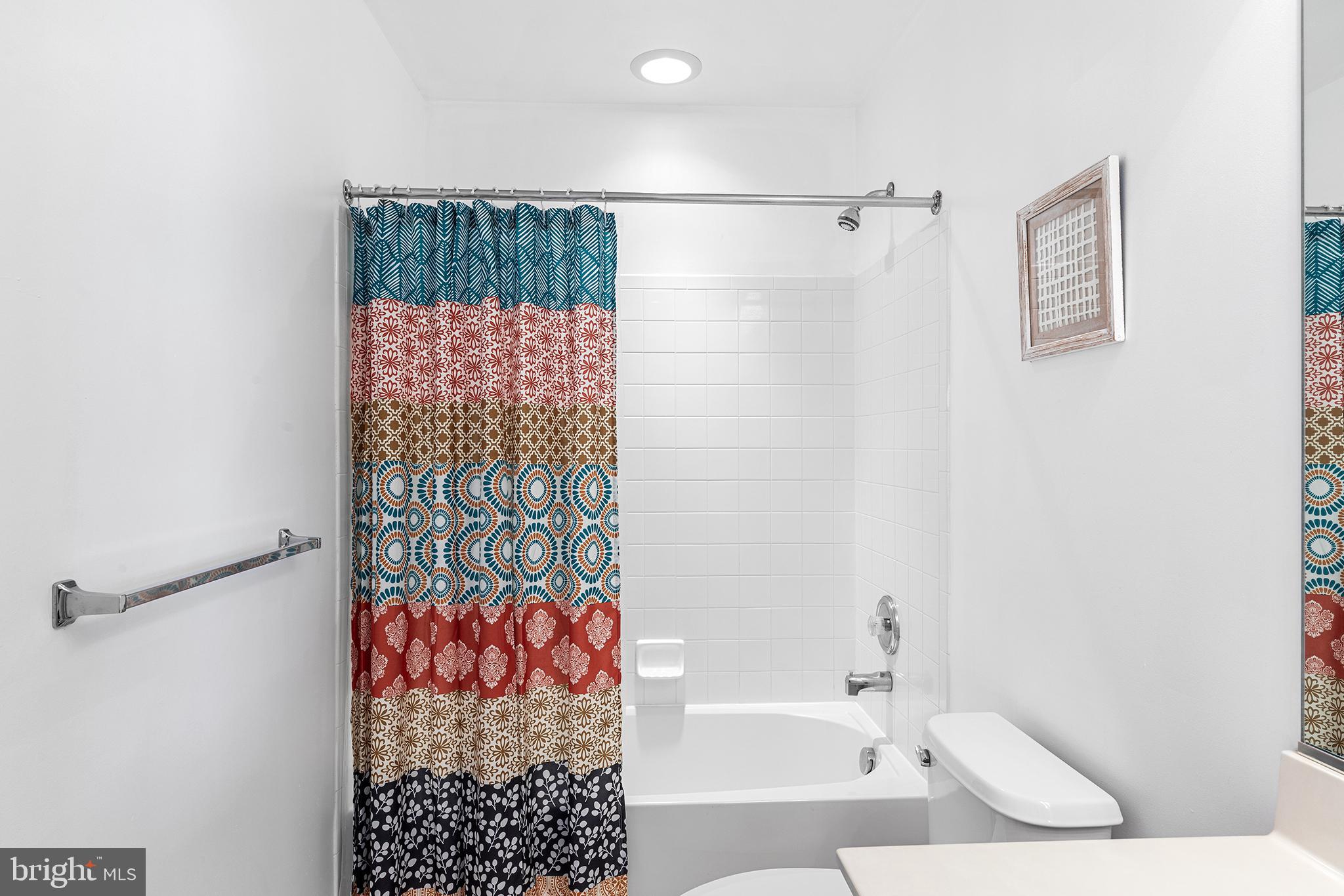 KENSINGTON PARK - Residential