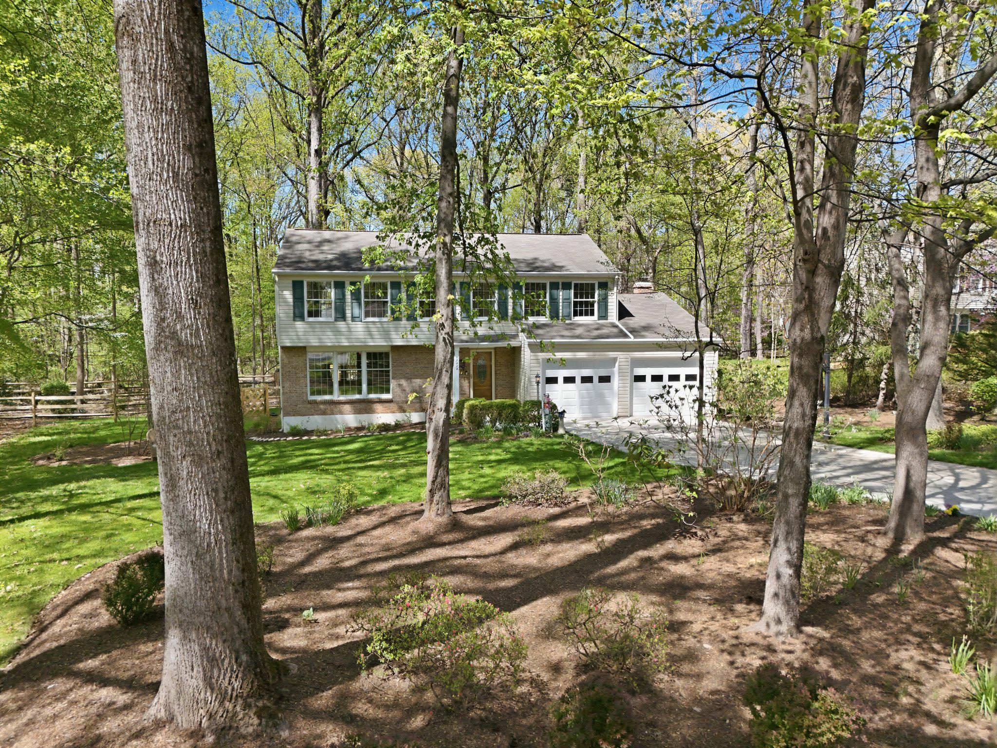 RESTON - Residential